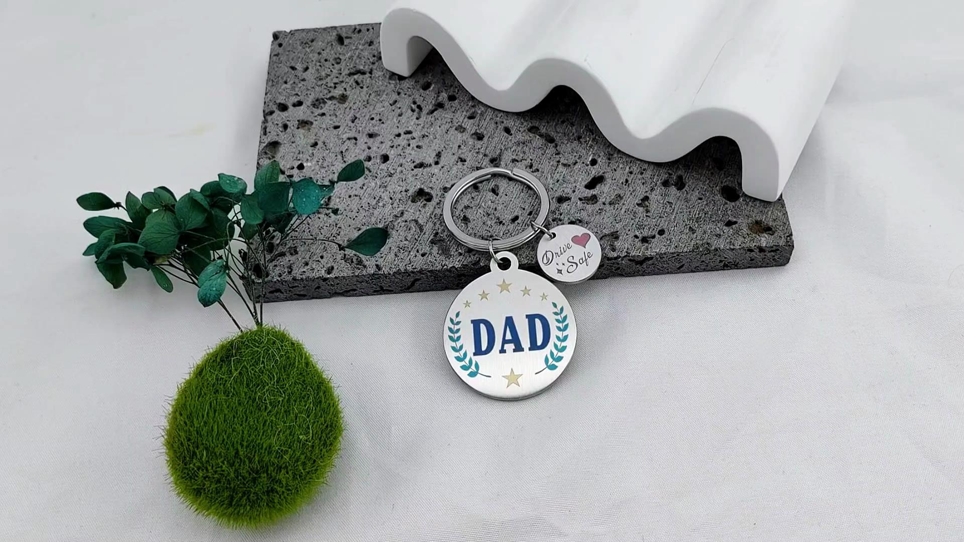 Amazon.com: Yobent Dad Fathers Day Keychain Gifts from Daughter