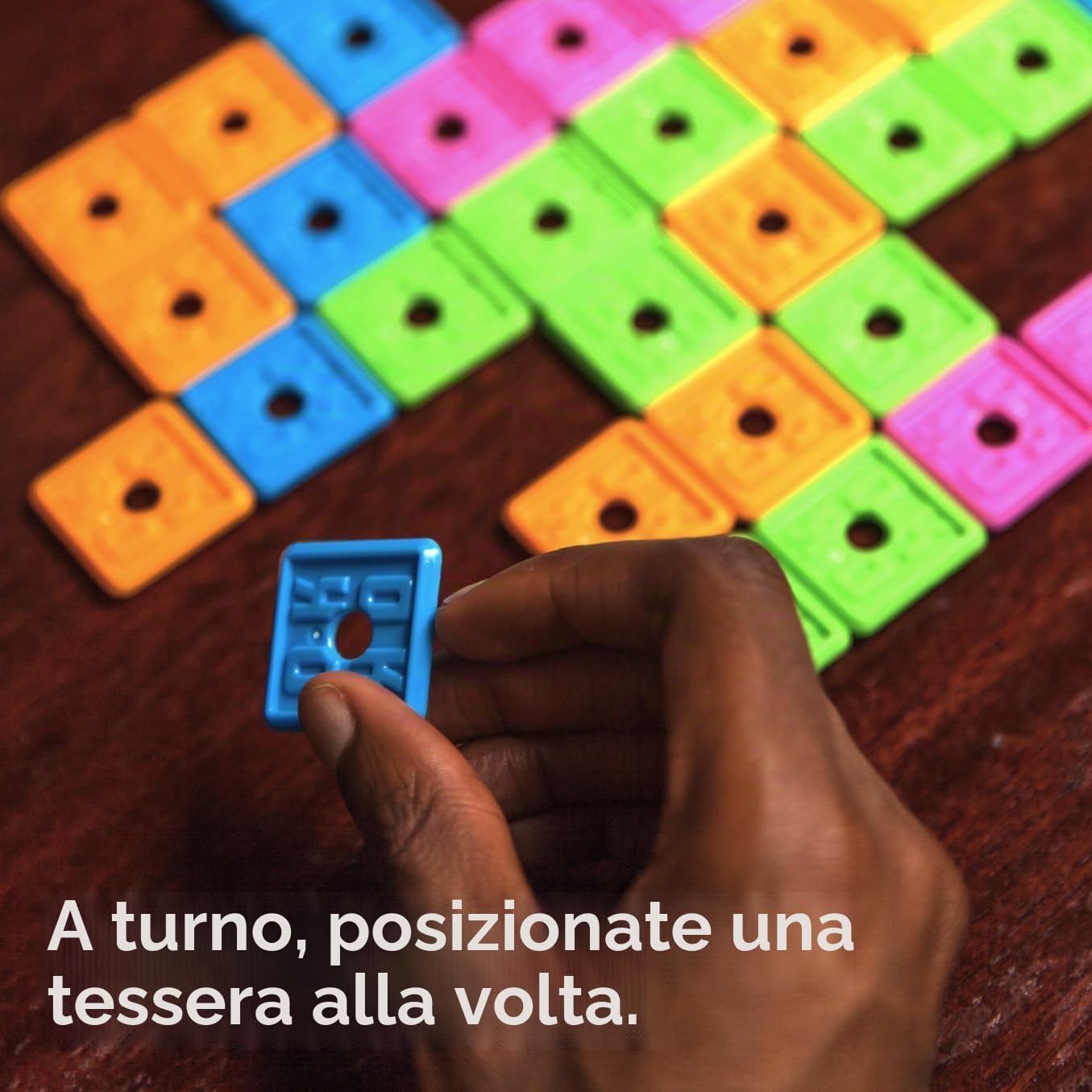 OK Play: Gioco di tessere da viaggio definitivo | Impara a giocare in 10 secondi | Impermeabile e indistruttibile | Perfetto per bambini e adulti