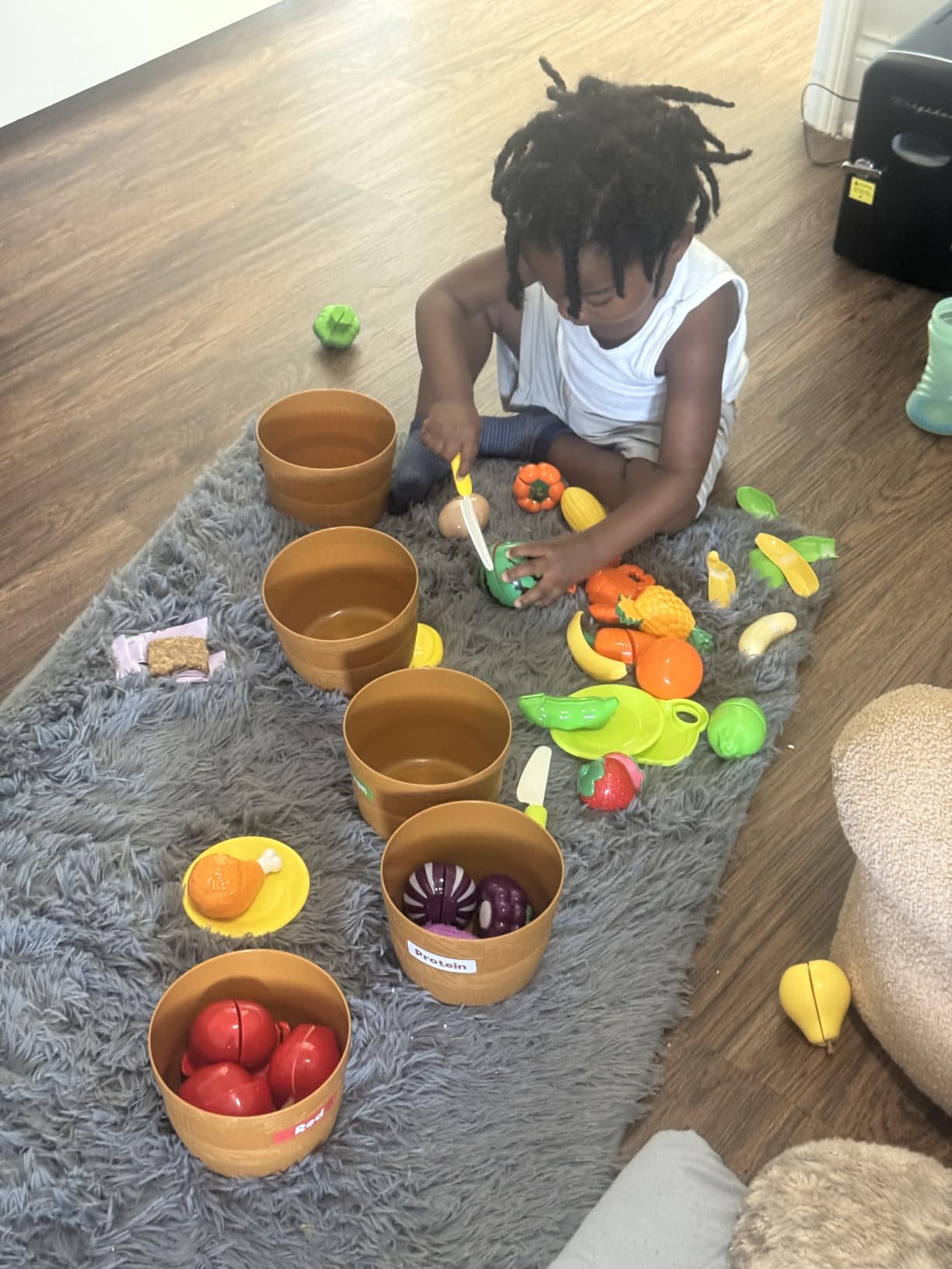 Colorful play food cutting set similar to JOYIN brand