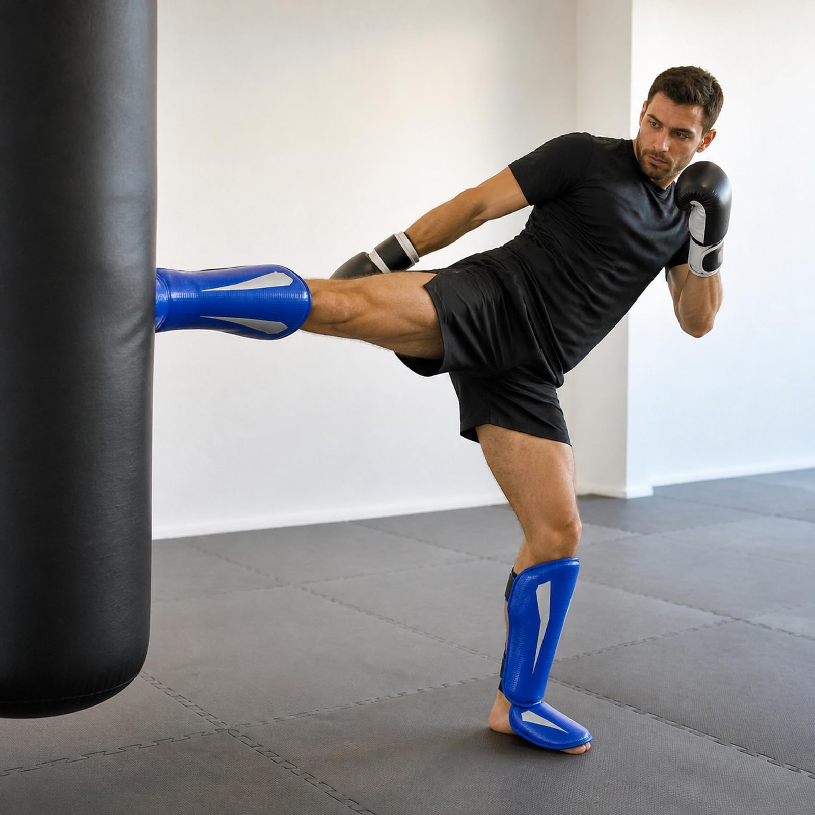 Piedi Protezione Shin Guard,Parastinchi Piedi Protezione Shin Guard,Parastinchi per Arti Marziali,Regolabili,Comodo,Traspirante,per Boxe,Muay Thai e Sport da Combattimento