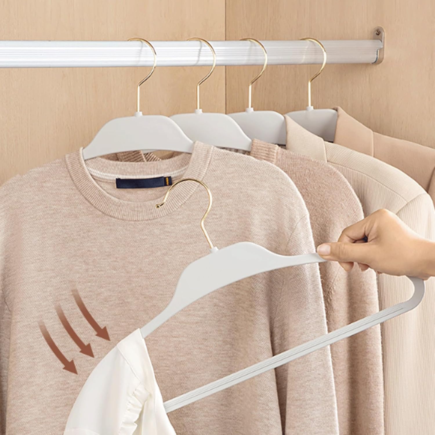 Hangers 10 Pack Coat Hangers Rubber Paint Hanger Liquid Silicone Racks Traceless Home Dormitory Clothes Hanging Rack Garment Hangers(Pink)