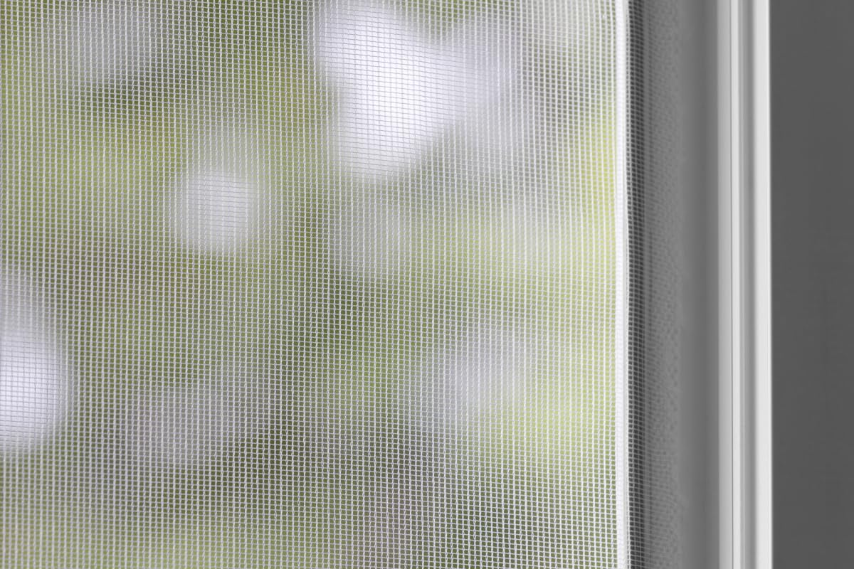 Schellenberg 20403 Fliegengitter für Fenster, Insektenschutz ohne Bohren, zuverlässiger Schutz gegen Mücken, Fliegen, Insekten & Ungeziefer, inkl. Befestigungsband, 150 x 180 cm, weiß (Packung mit 4)