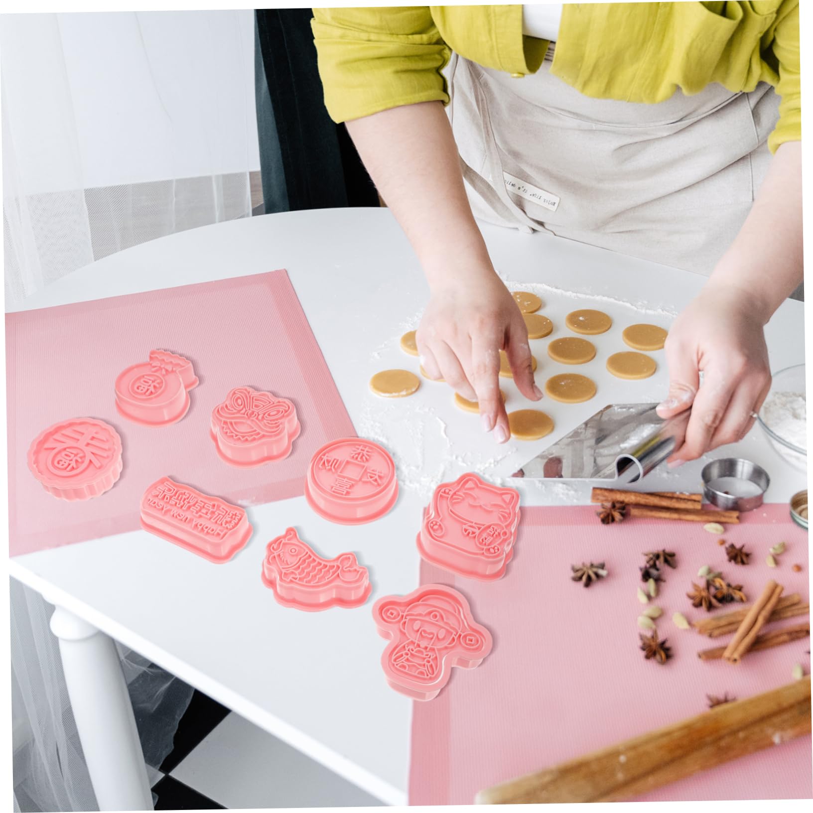 TOPBATHY 40 Stk Schablonen für das neue Jahr neujahrsgeschenke neujahr geprägte Keksausstecher Backformen für Käse weihnachtsdeko Gebäck Keksform für die Küche Kekspressformen