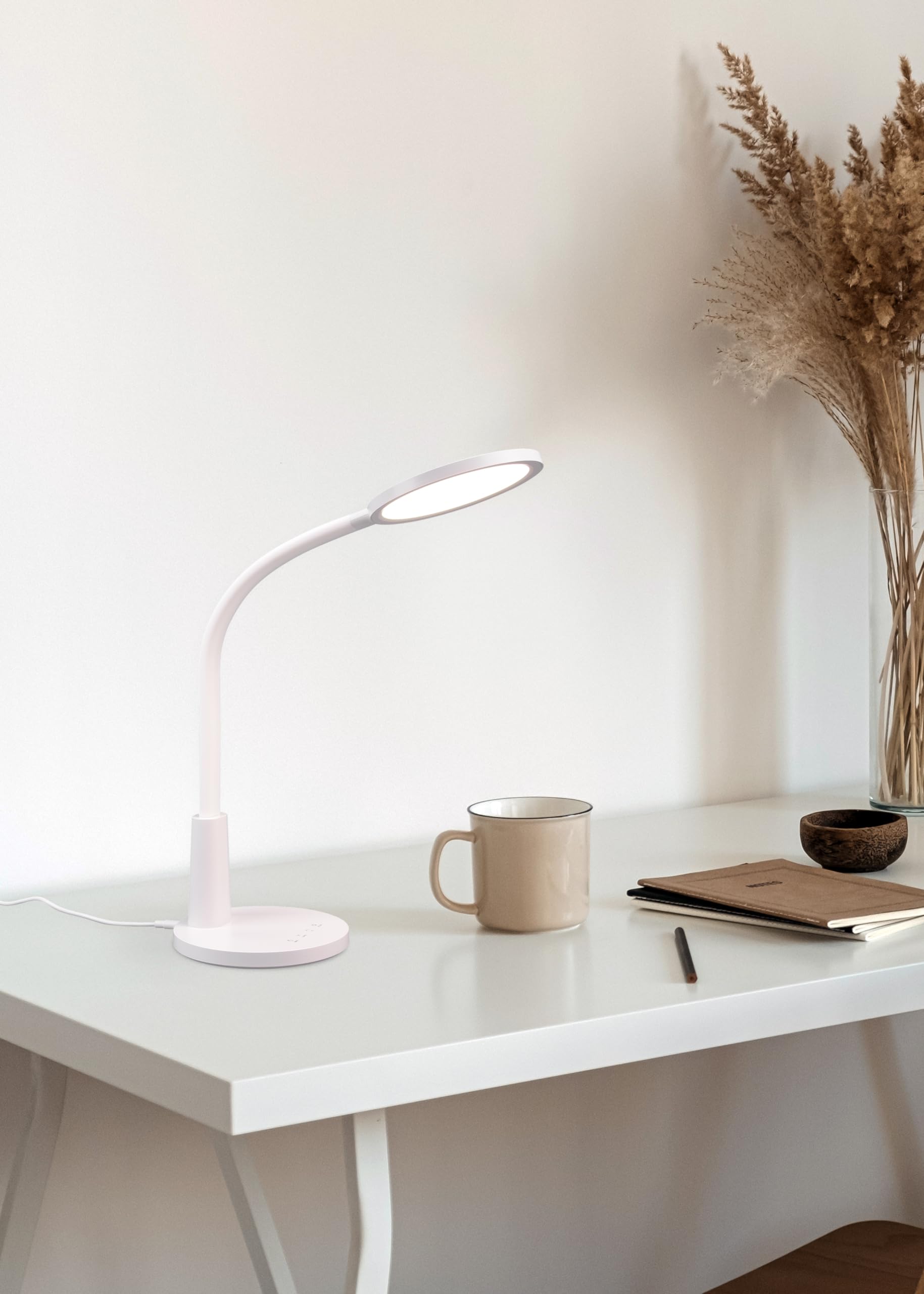 Reality Leuchten LED Schreibtischleuchte Sally R52671101, Kunststoff Weiß matt, inkl. 8.4 Watt LED, 4-fach Touch, Timer-Funktion |