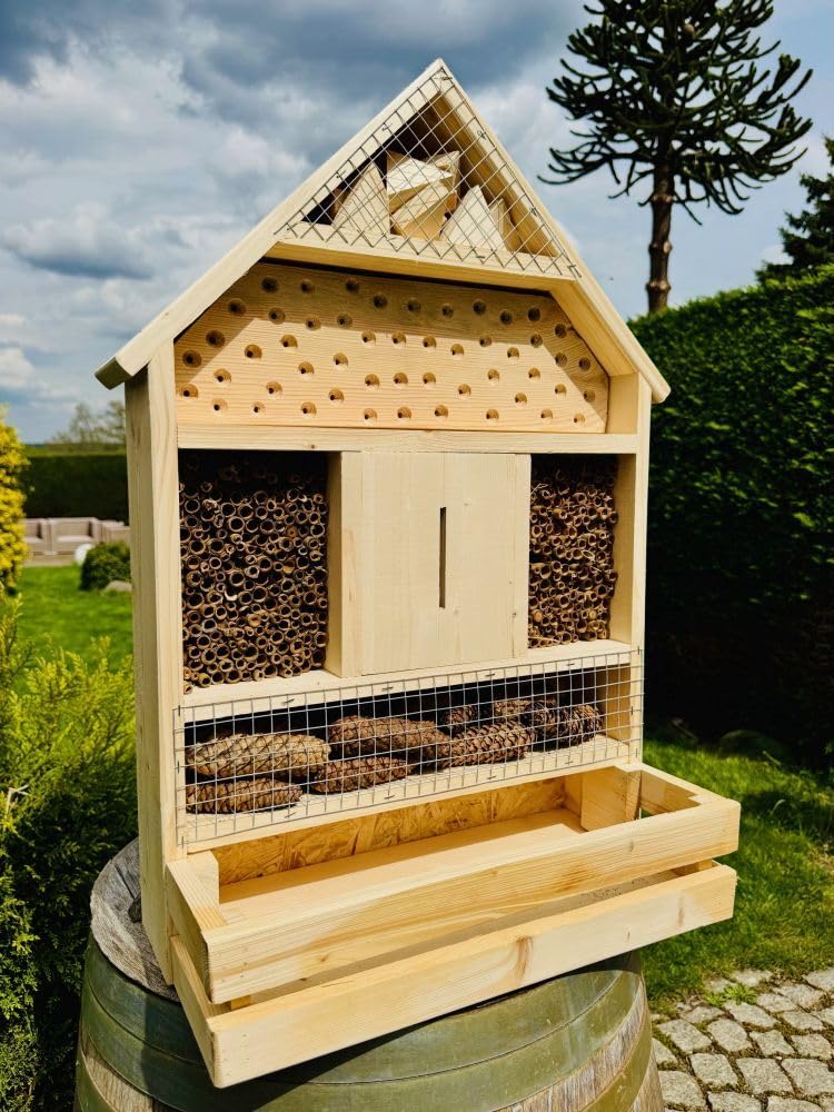 handgefertigtes Insektenhotel XL Wildbienen Nisthilfe I Insektenhaus mit Blumenkasten aus Holz und Standfuß 97 x 51 x 18 cm (HxBxT) I Wetterfest I Bienenhaus I Produziert in der EU