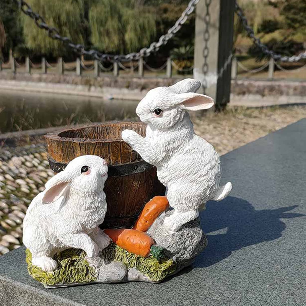Amazon.co.jp: 可愛い 癒しうさぎ 植木鉢 プランター プランター容器