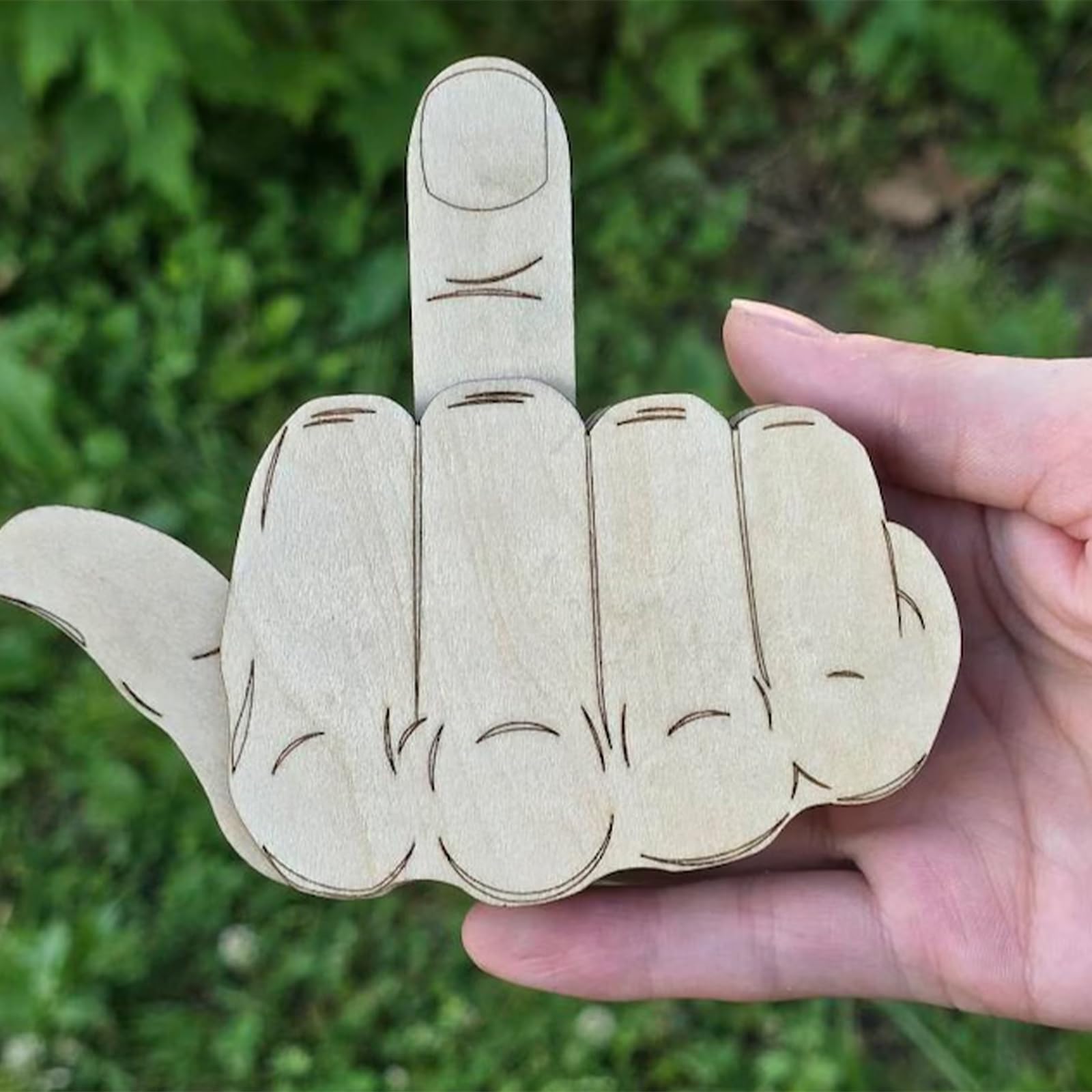 Jouet En Bois à Bascule – Doigt D'honneur Pour Bureau – Gadget Humoristique Et Interactif – Cadeau Adulte – 20 X 12 Cm