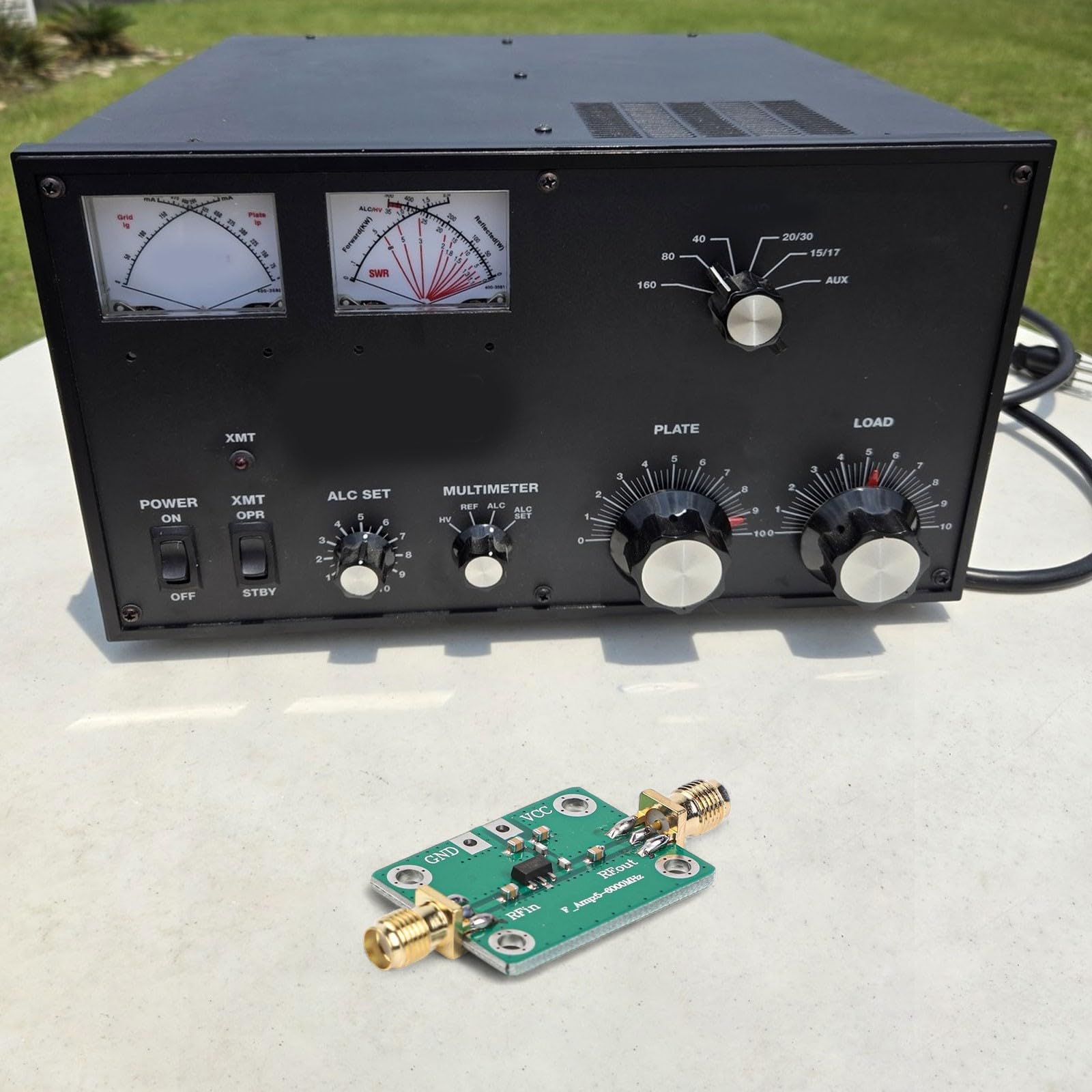 Amplificateur RF large bande 30-4000 MHz 40 dB gain DC 5 V FM HF VHF UHF GPS