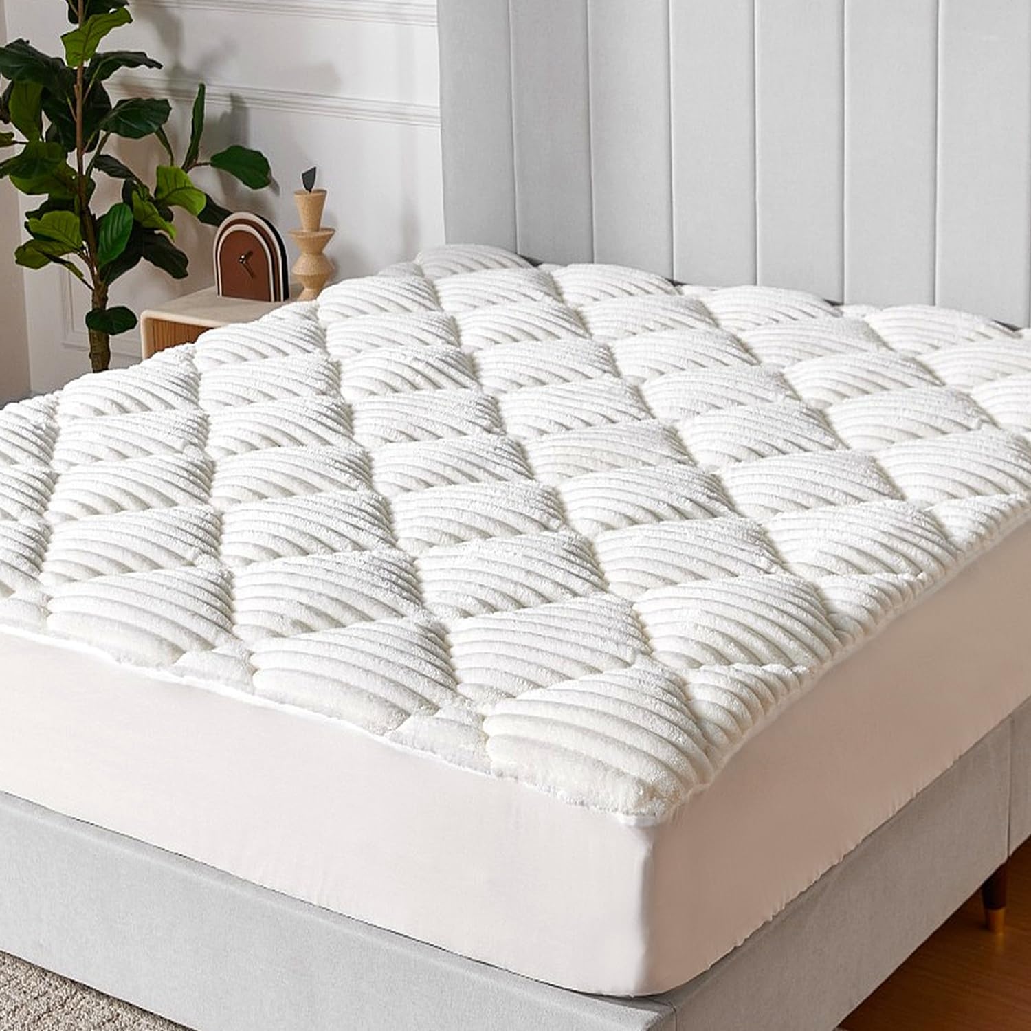 Novilla King Mattress Topper - Cloud-Like Softness Mattress Pad with Plush Flannel, Electric Blanket Alternative for Cold Sleepers, Deep Pocket 8-21 Inch, Machine Washable-image-19
