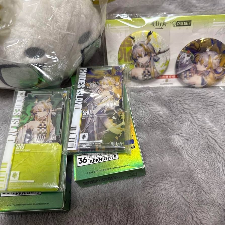 アークナイツ　シュウ　龍泡泡　ぬいぐるみ　缶バッジセット Amazon.co.jp: アークナイツ 黍 シュウ 龍泡泡 ぬいぐるみ