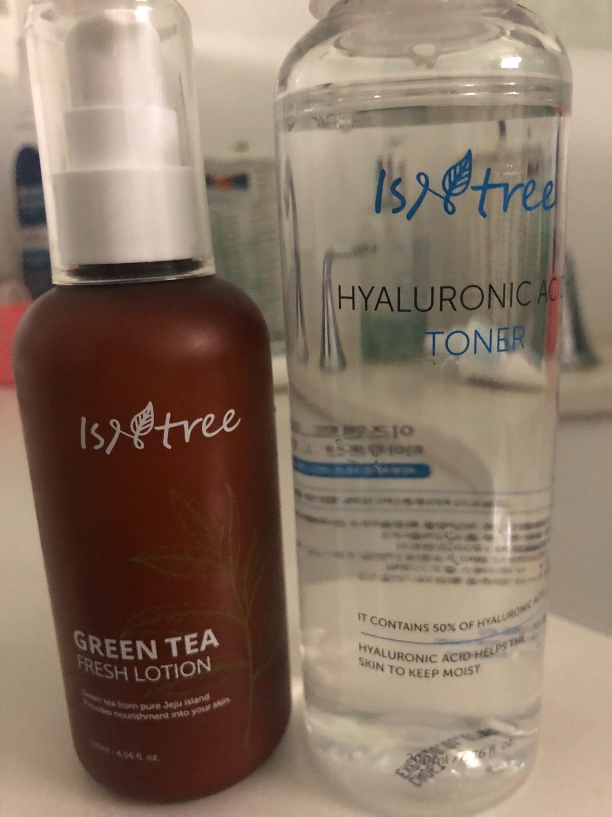 IsNtree Hyaluronic Acid Toner 200ml 6.76 fl.oz | Provides Moisture to Dry Skin | Refreshes & hydrates The Skin | Korean Skincare