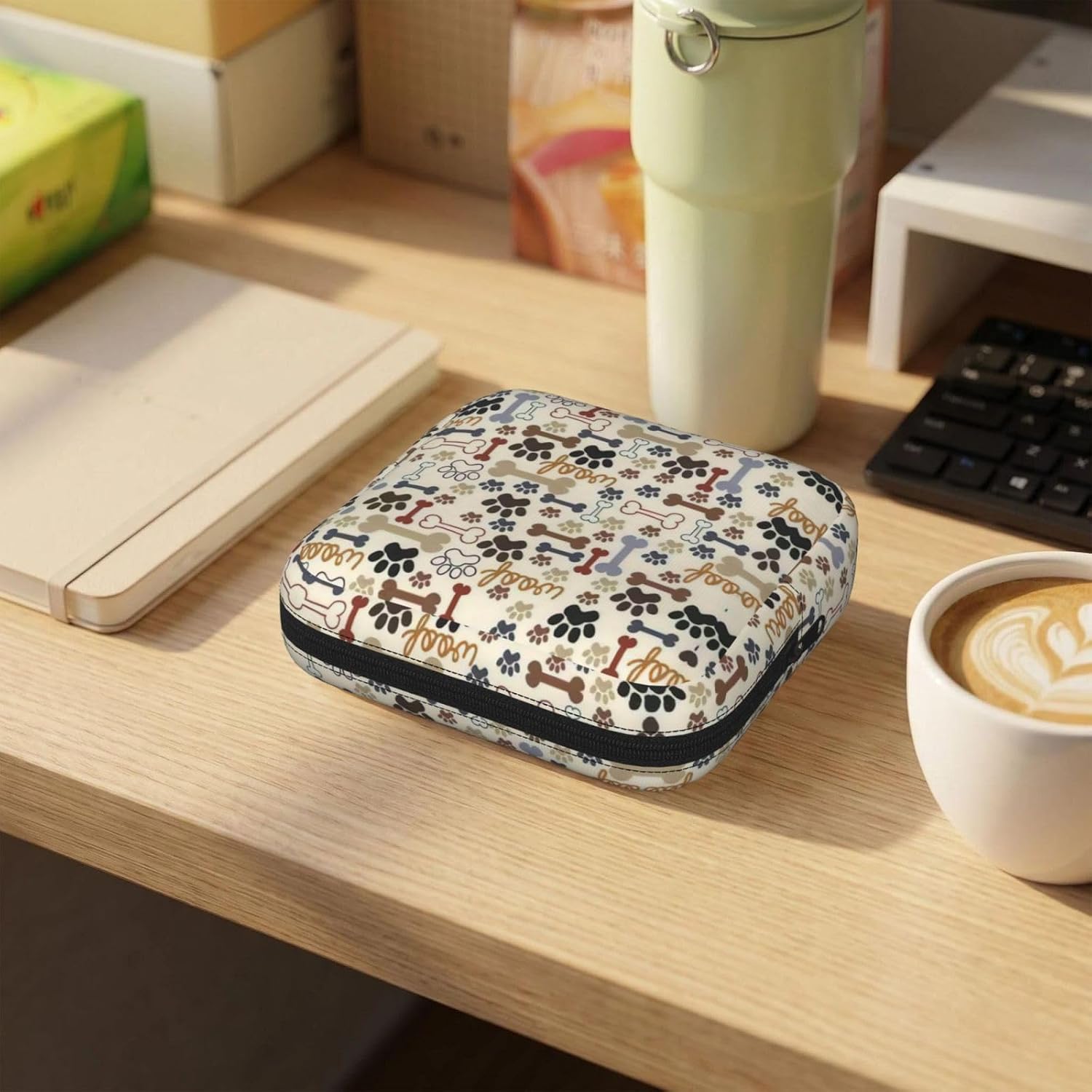 Dog Bones Paw Print Women Period Bag Sanitary Pouch Portable Pad Pouch Tampon Holder Small Zipper Pouch Storage Bag
