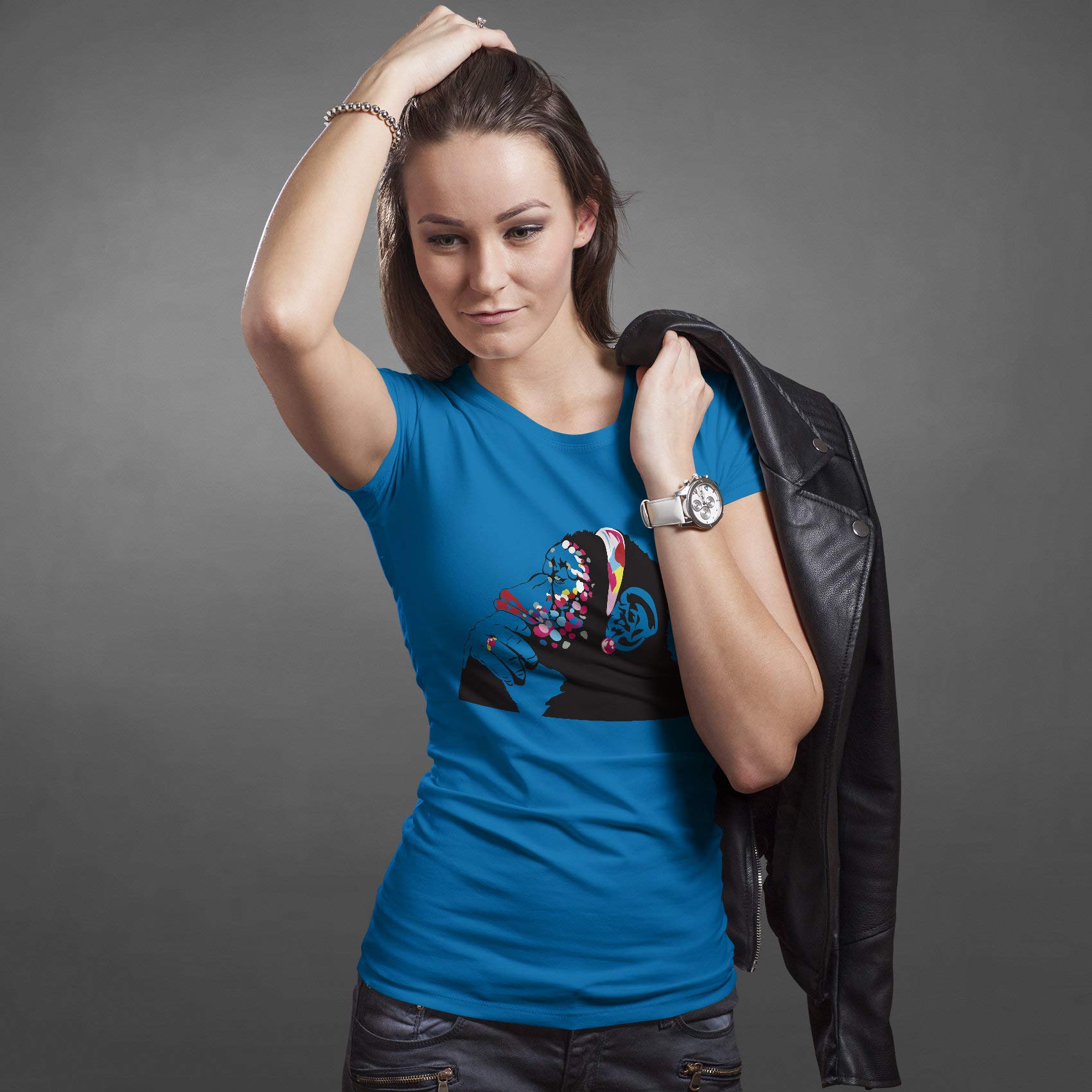 Banksy Monkey Art - Maglietta da donna con stampa divertente e simpatica maglietta con graffiti da strada – Top Thinking Birthday – T-shirt design con cuffie per la cameretta blu navy L