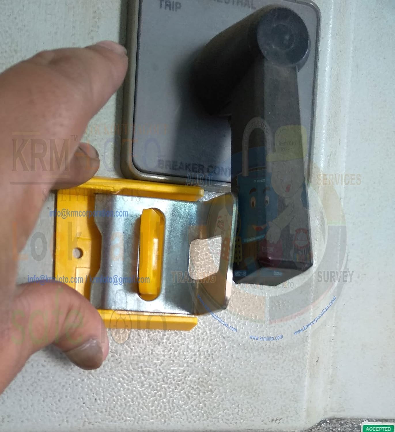 KRM LOTO - Multipurpose Industrial Electrical Safety Lockout Device- 5PCS Combo