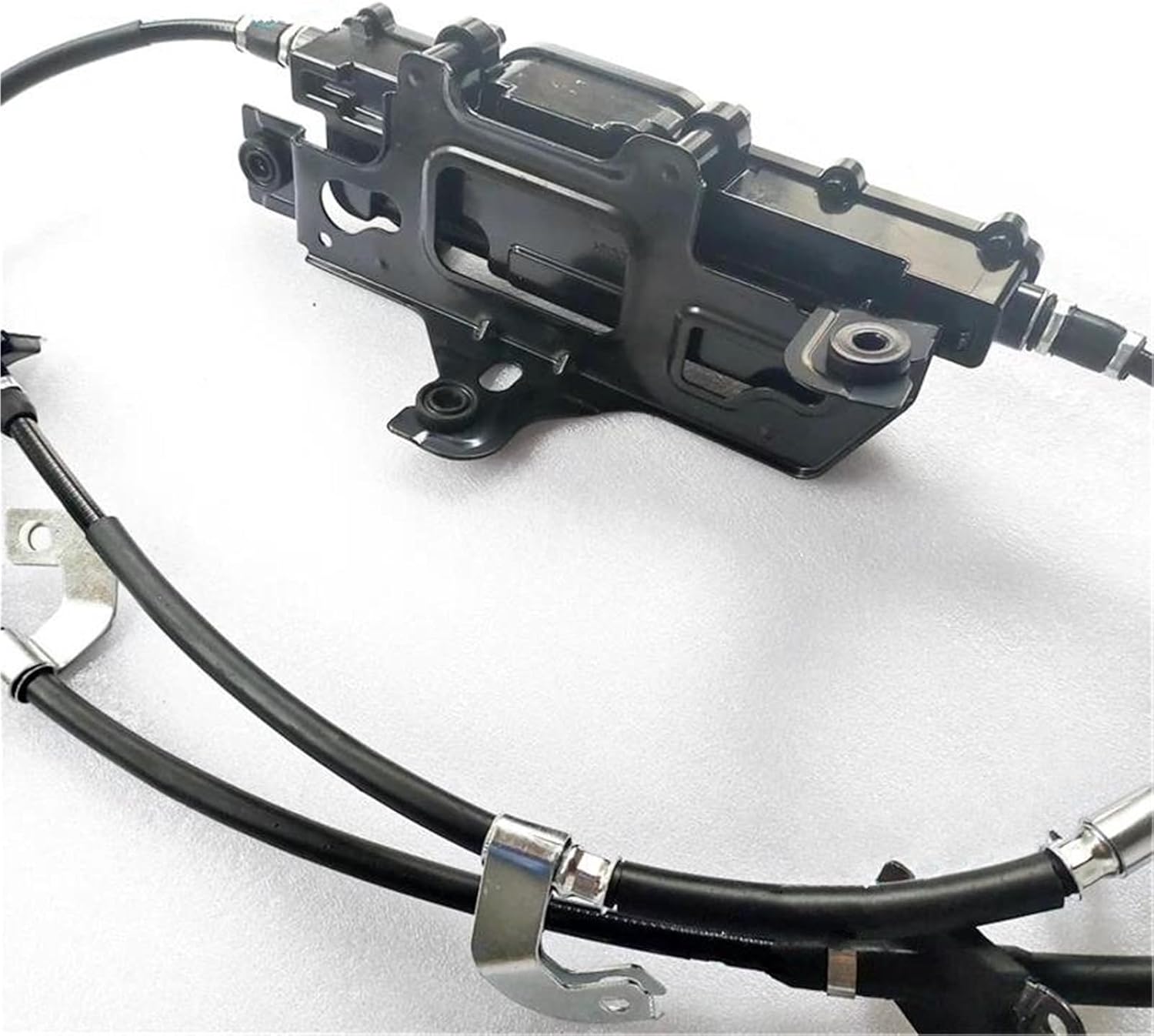 電動パーキングブレーキアクチュエーターに適合するヒュンダイに適合するサンタフェに適合するマックスクルーズ 2012-2019 4WD