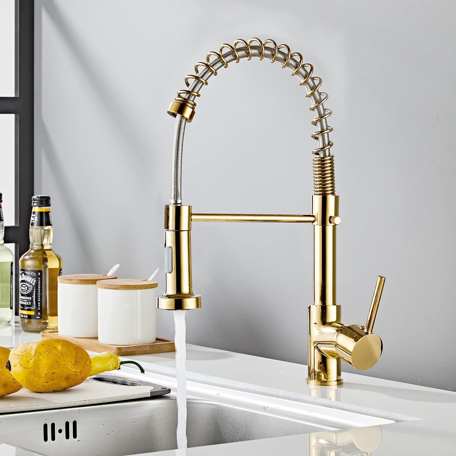 Gold Kitchen Tap with 2 Modes, Pull Out Tap 360° Swivel, Gold Tap Pull Down Kitchen Tap, Mixer Tap for Kitchen Sink Lead Free Brass