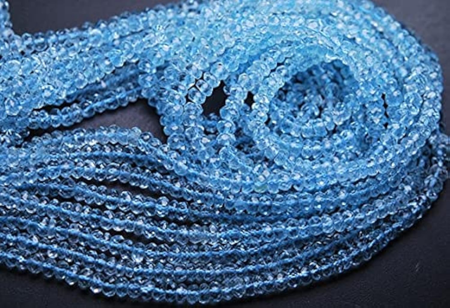 Rondelles facettées bleu ciel en pierres de 3.5-4mm pour joaillerie fine