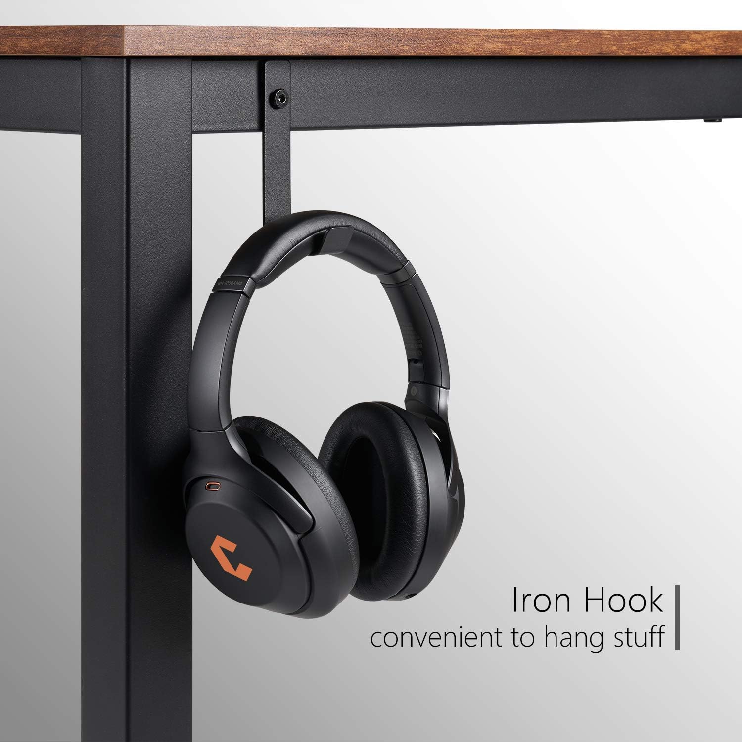 Close-up of the iron hook on the CubiCubi desk