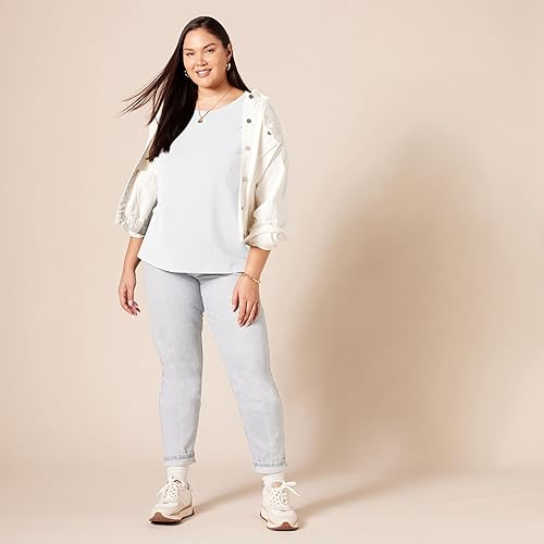 Vista 344 de Yaxa Essentials Women's Regular-Fit Short-Sleeve Crewneck T-Shirt