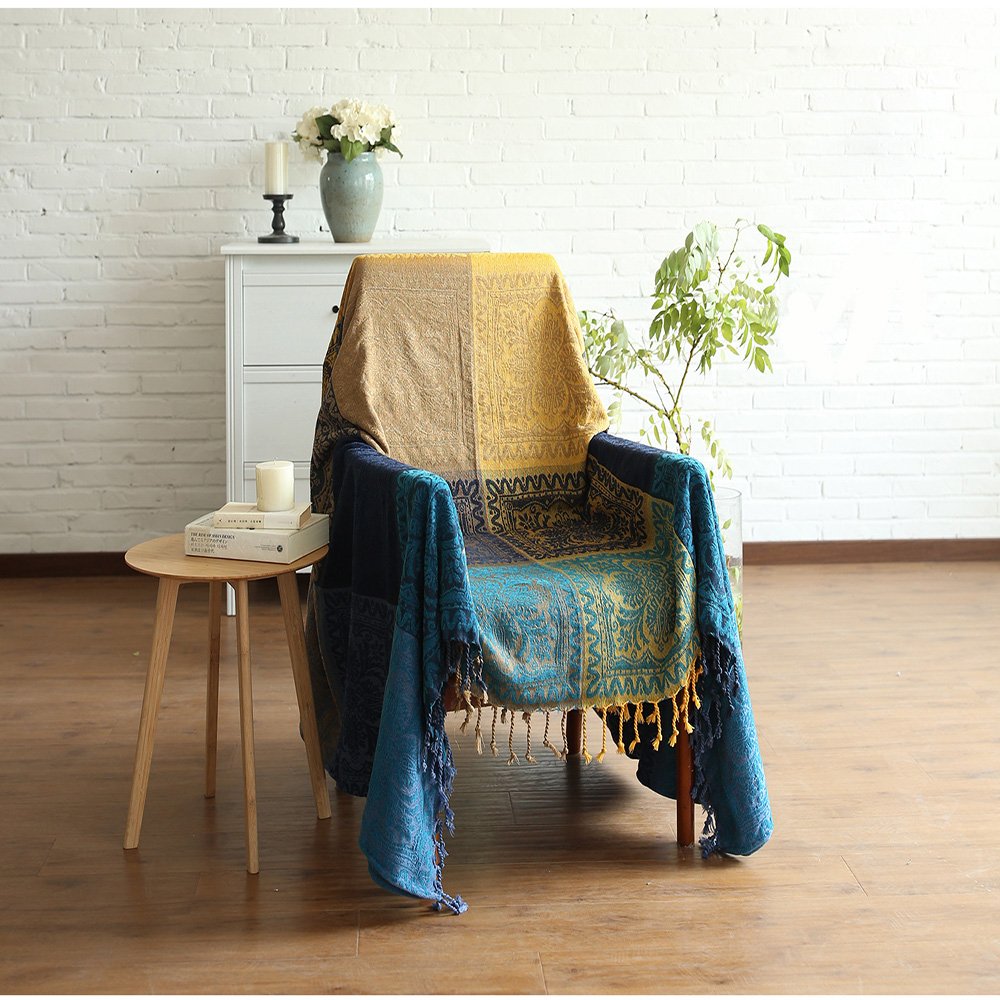 Coperta Jacquard In Ciniglia 150x190 Cm - Morbida E Versatile Per Divano, Letto O Viaggio
