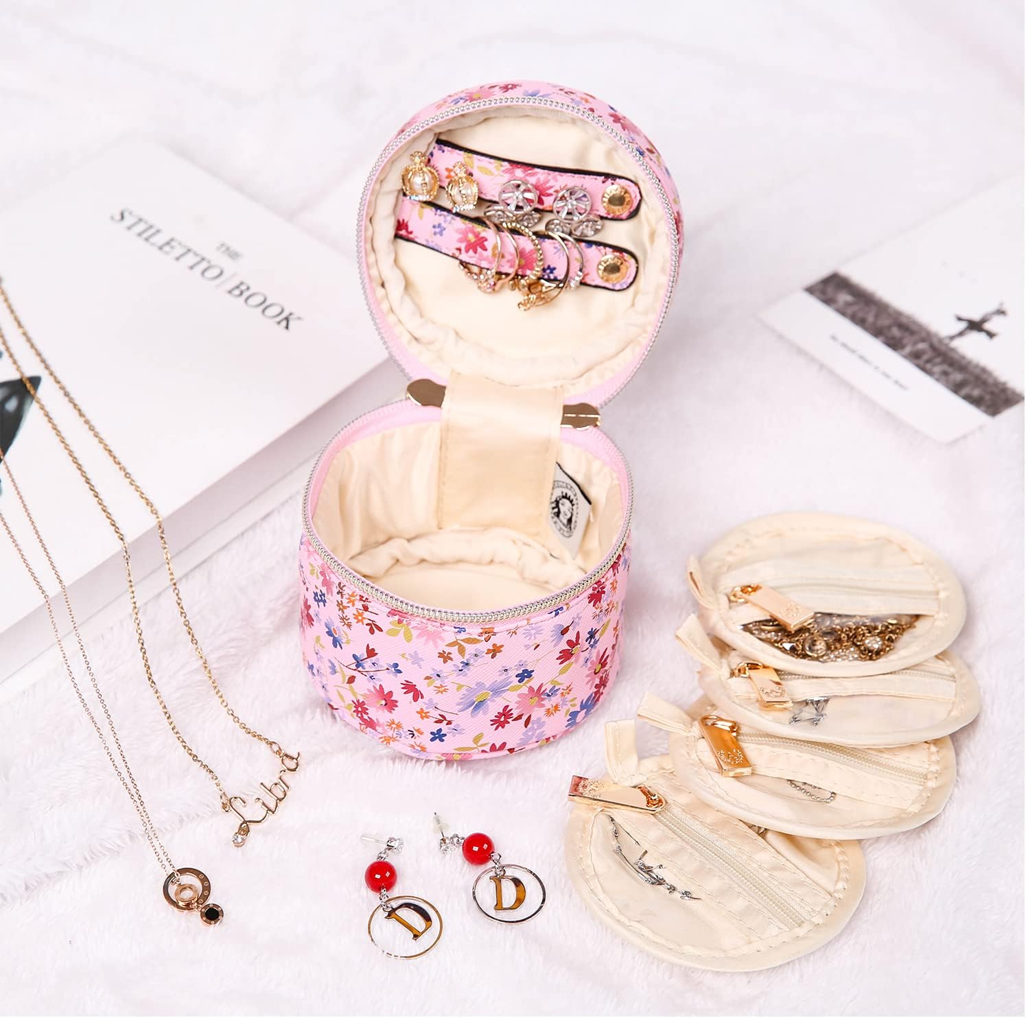 Angelina's Palace Round Jewelry Organizer Case Travel Bag Bridesmaid Gifts Vegan Leather Box for Necklace Earring Bracelet Ring(blossom pink)