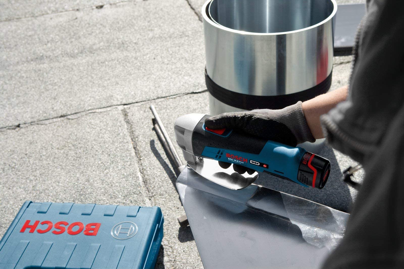 Bosch Professional 0601926105 Bosch GSC 12 V Cesoia, Solo utensile (Batteria, Caricabatterie e Kit Non Inclusi)