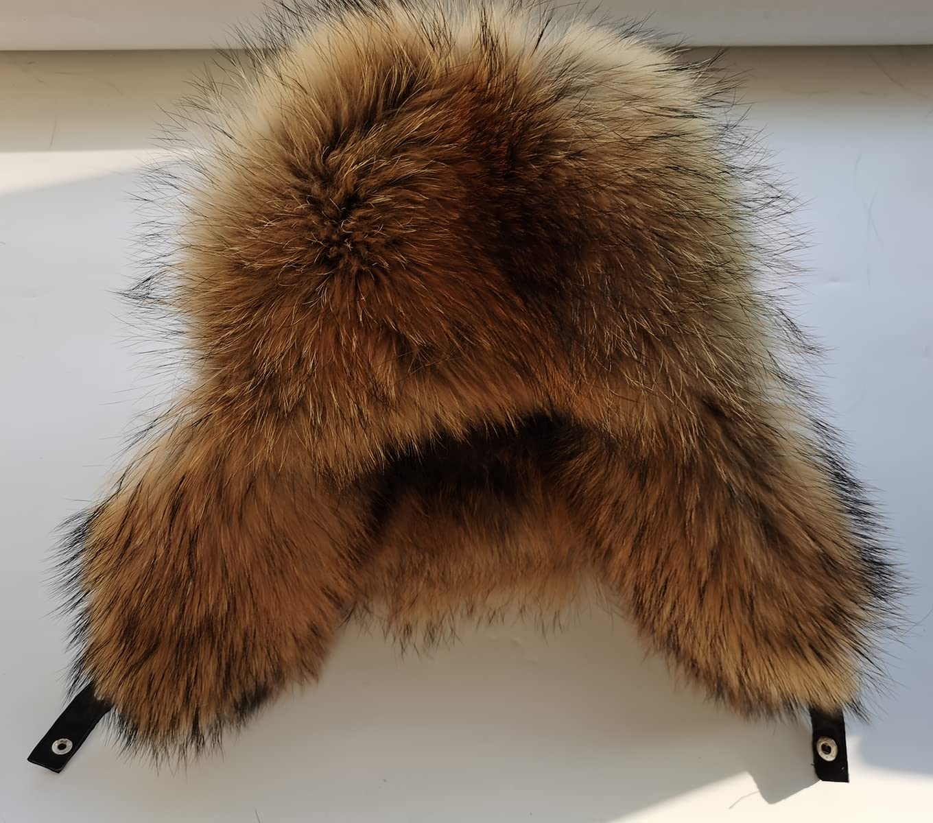 Chapeau de Trappeur pour Femme Coquille en Peau de Mouton Chaud Hiver Chapka d'aviateur Vraie Fourrure de la avec Oreille Rabat 56-60cm Taille de Tête
