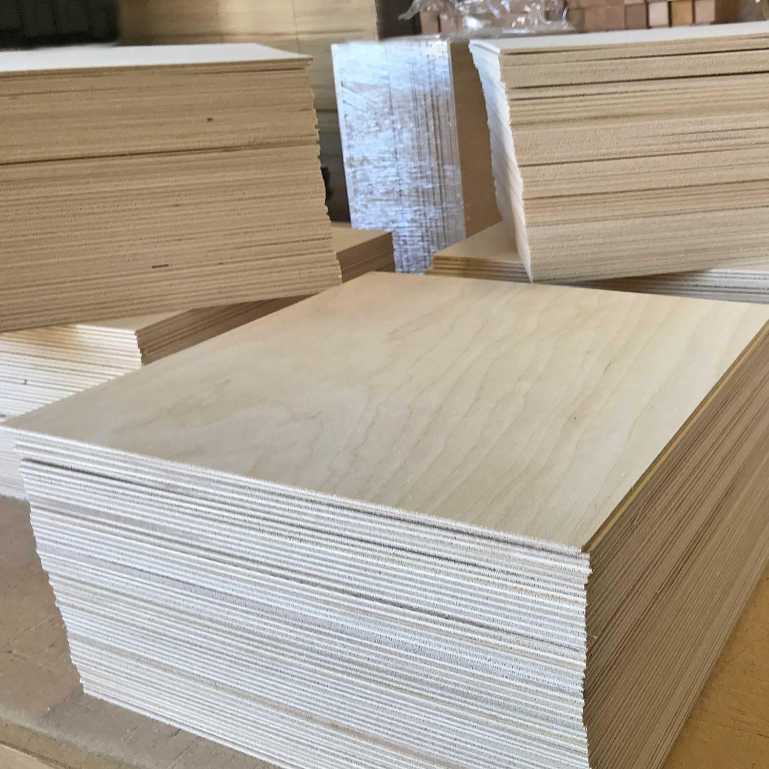 Cherokee Wood Products 3mm 1/8 x 15 x 15 Baltic Birch Plywood Squares