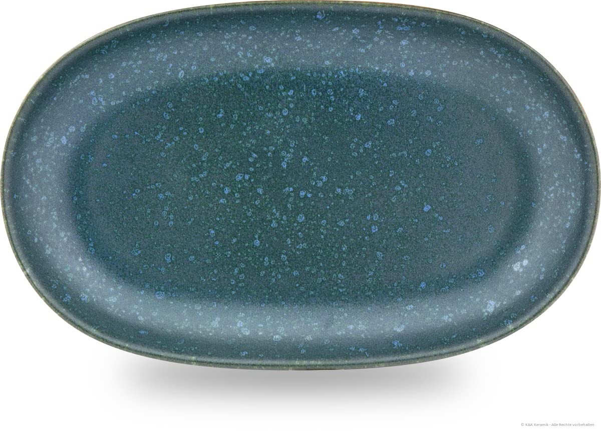 Plat de service Bunzlauer Keramik d'une dimension de 27 x 16 cm avec le décor artisanal ZIELON