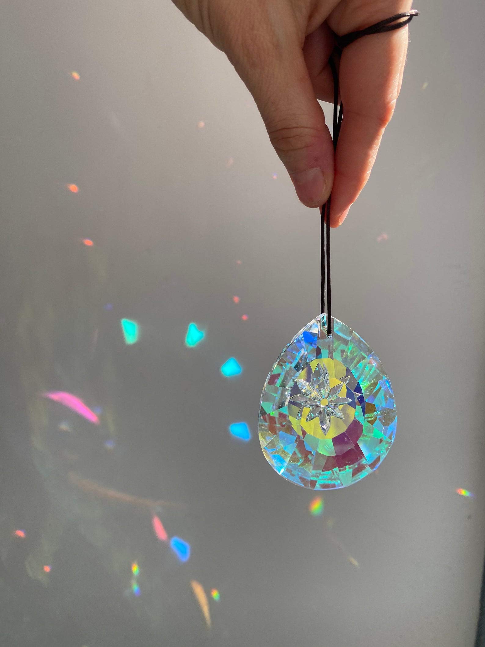 Meshwo Crystal Prism Suncatcher Glass Art Swarovski Hanging Crystal Sun Catcher Prism Ball for Christmas Tree Decoration and Car Pendants (Set of 2)