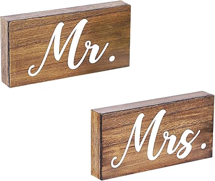 TRENDIN Rustic Mr and Mrs Sign for Wedding Tables, Wooden Mr and Mrs Letters for Sweetheart Table Decor, Vintage Farmhouse Wedding Signs for Reception, Bride and Groom Head Table Decorations