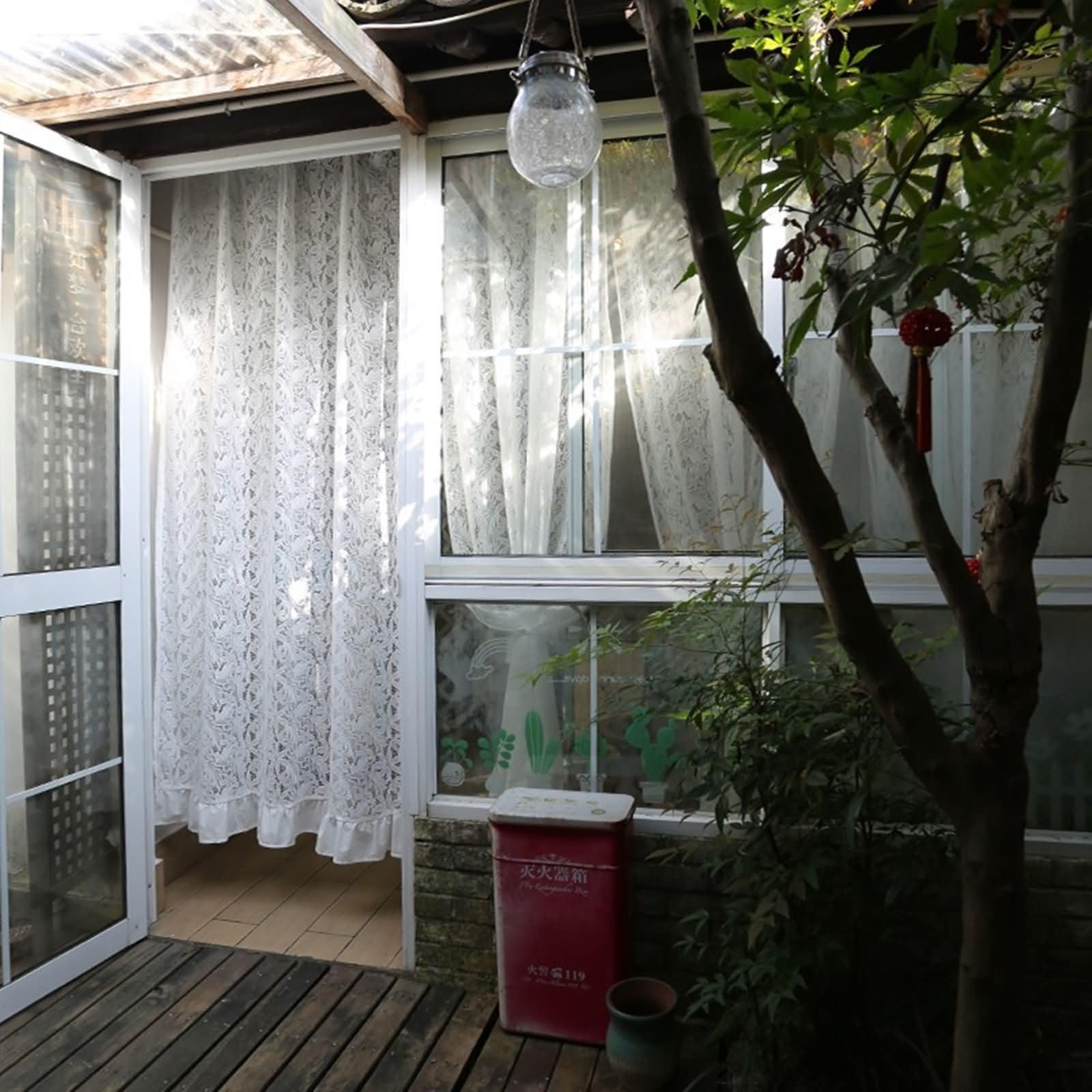Zazdrostka bistro, zestaw 1 szt., do sypialni, 1 x 200 W x 140 cm (wys. x szer.), krótkie zasłony kuchenne, białe, jednokolorowa, z koronką, haftowana zasłona z motywem kwiatowym, z kieszenią