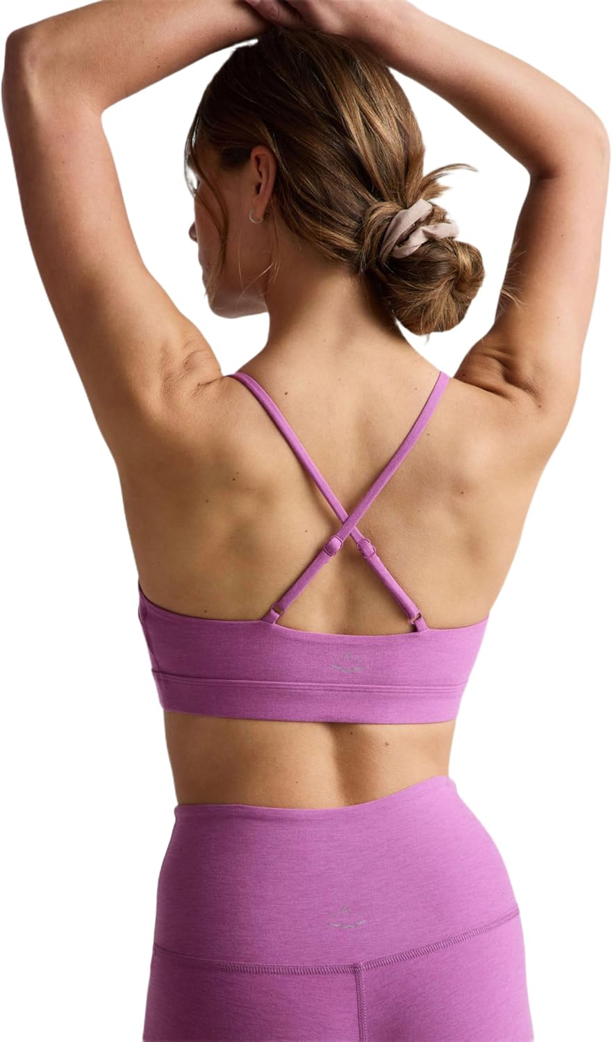 Beyond Yoga Women's Twist Front Strappy Bra