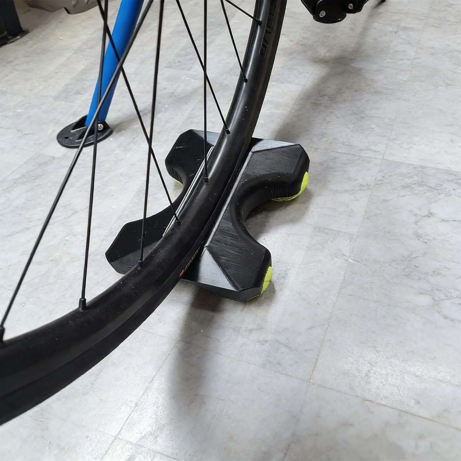 Tennis Ball Front Wheel Riser Compatible with Smart Trainer Indoor Bike Setup, 25mm/28mm/32mm Sizes to Choose, Leveling Support for Cycling Stability and Comfort
