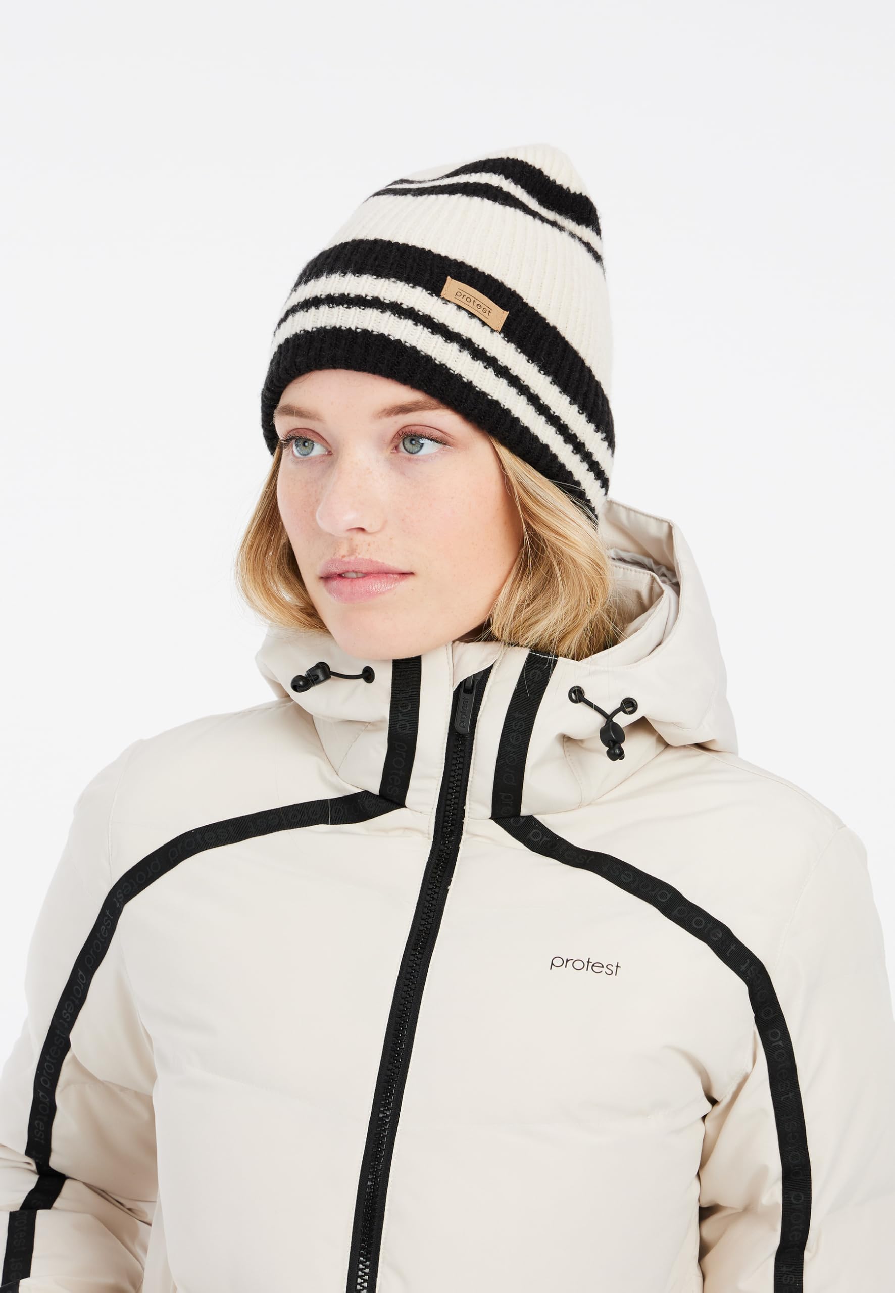 Protest Damen Ski- Und Snowboardjacke PRTONYX