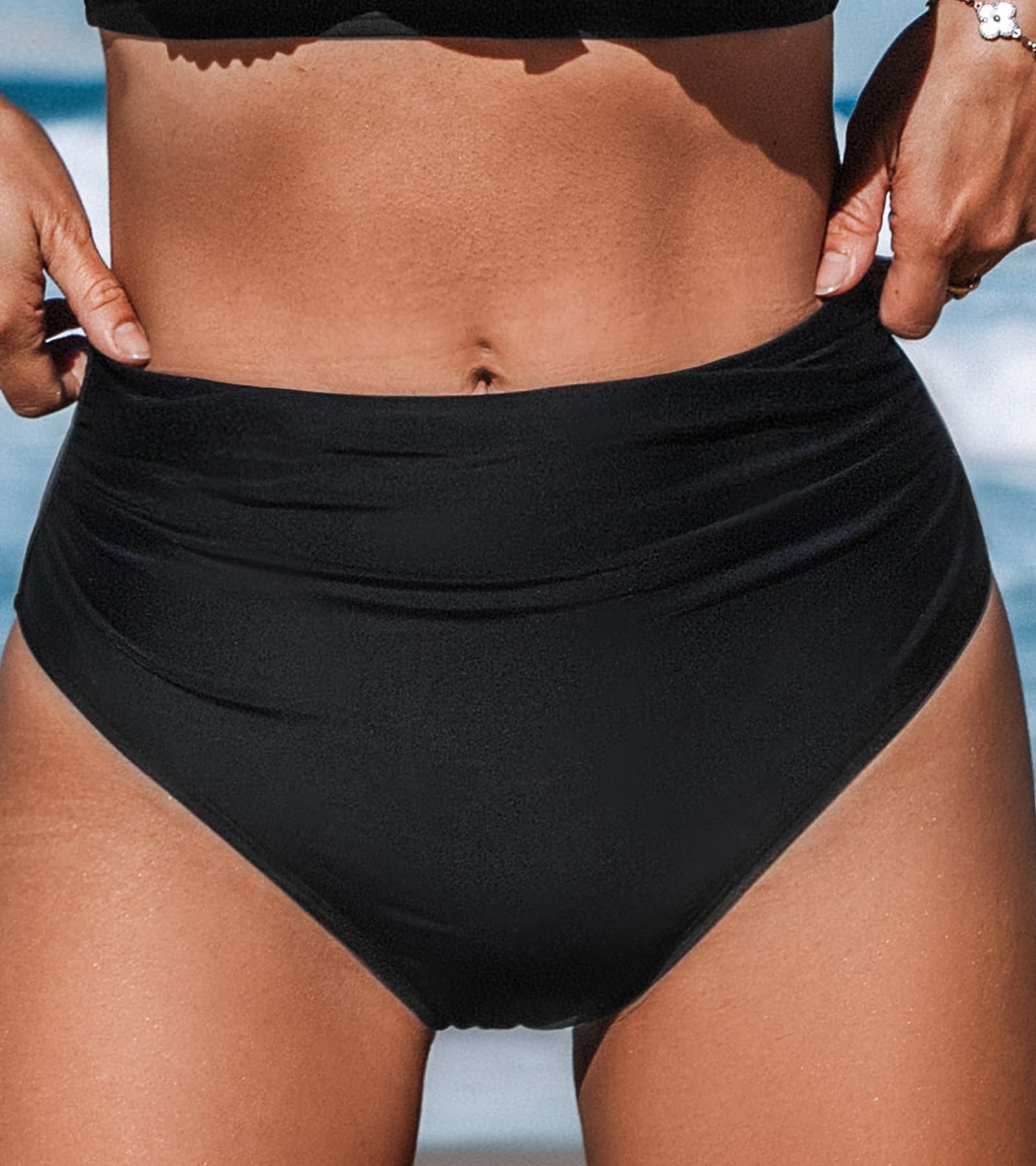 CUPSHE Damen Bikinihose High Waist Bauchweg Raffung Cheeky Badehose Bikini Slip