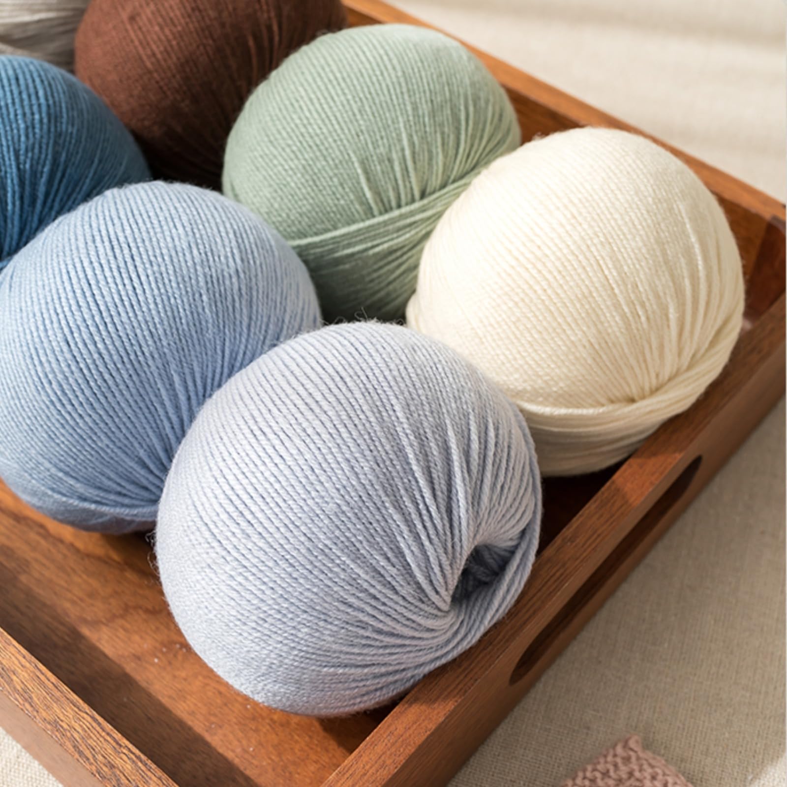 Amazon.com: Susan's Family Zhuying Shawl 100% Wool Crochet Yarn