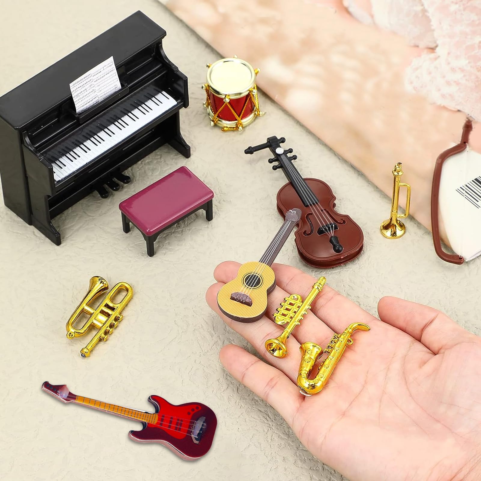 4 Pezzi Mini Strumenti Musicali In Plastica, Tromba E