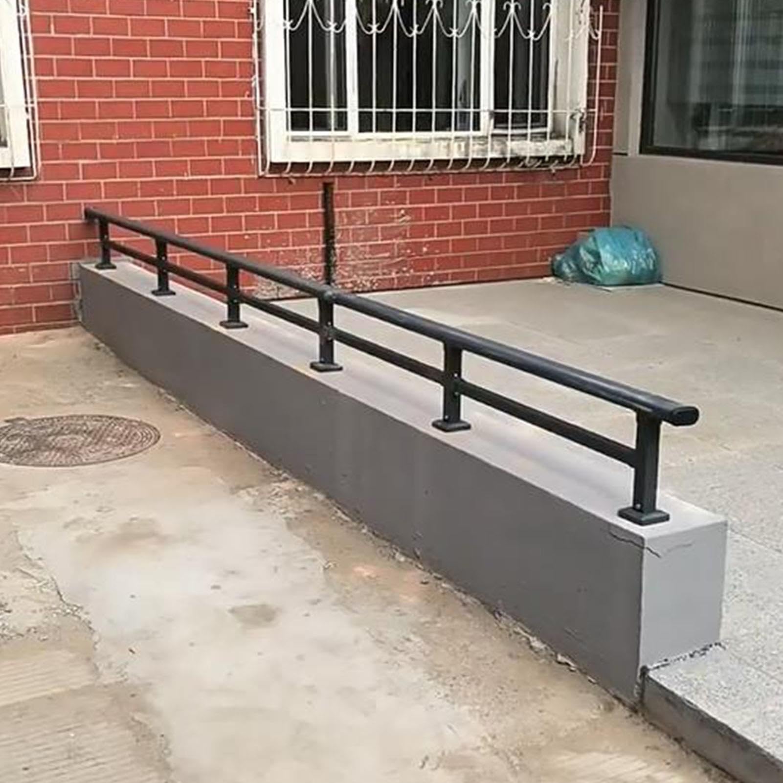 Przedłużenie Ogrodzeniowych Zestaw Podwyższonych Balustrad o Niskim Murze