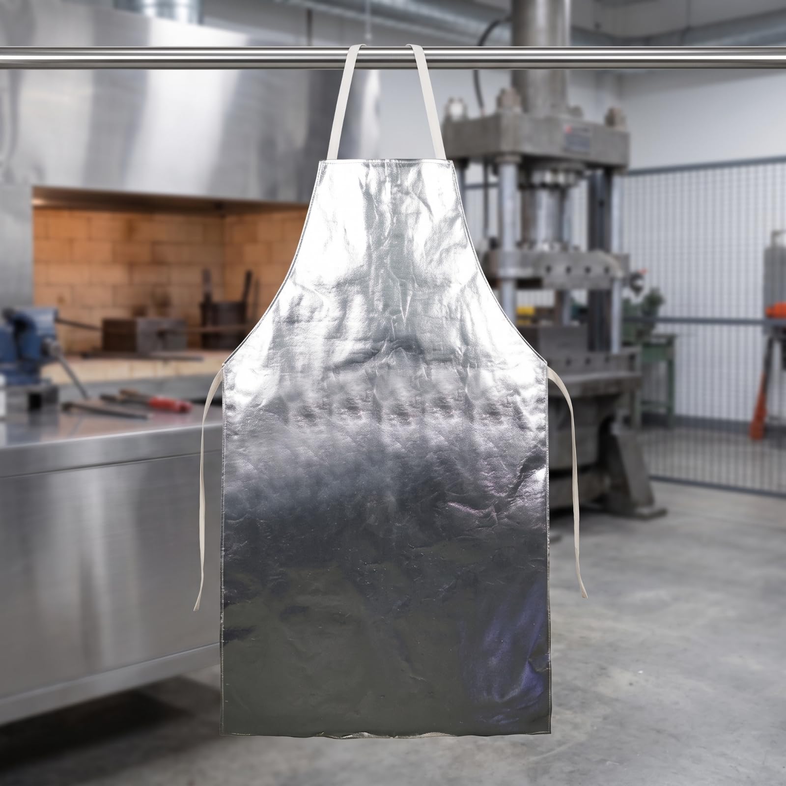 Hitzeschutz Schürze Schweißerschürze Schutzschürze Arbeitschürze aus Verbundmaterial mit Reflektierender Oberfläche Und Stabilen Kanten Zuverlässige