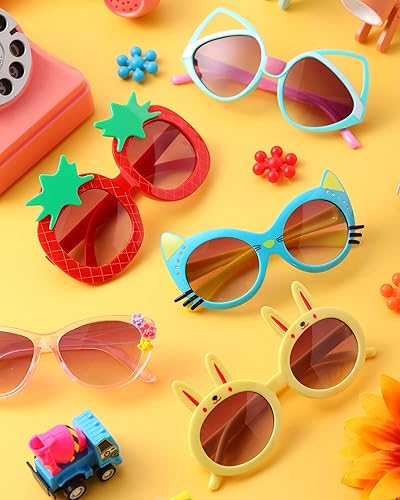 Miniatura 7 de Weewooday 12 pares de lentes de sol para niños, diseño de fresa, gato, flor, corazón, para fiesta, caricatura, para niños
