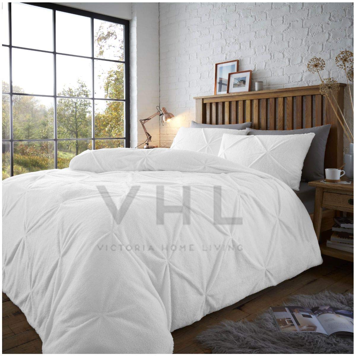 Gaveno Cavailia Super Soft Teddy Bear Pintuck Duvet, 100% Polyester Easy Care Fluffy Fleece, Warm & Cosy Quilt Set and Matching Pillowcase, White, Kingsize Bedding, King, 11446361