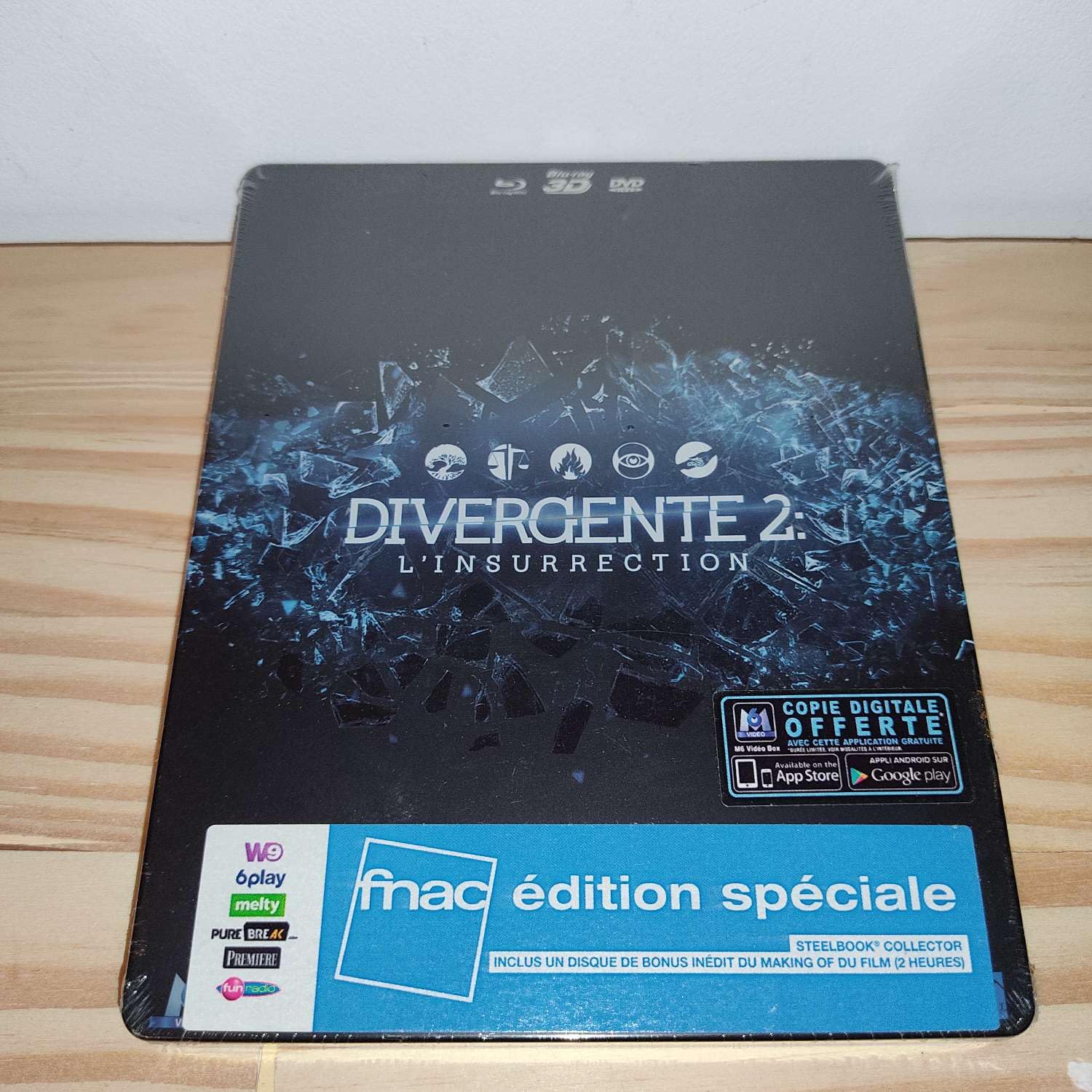 Divergente 2 : L'Insurrection Blu-Ray 3D + 2D + DVD Steelbook Edition Spéciale