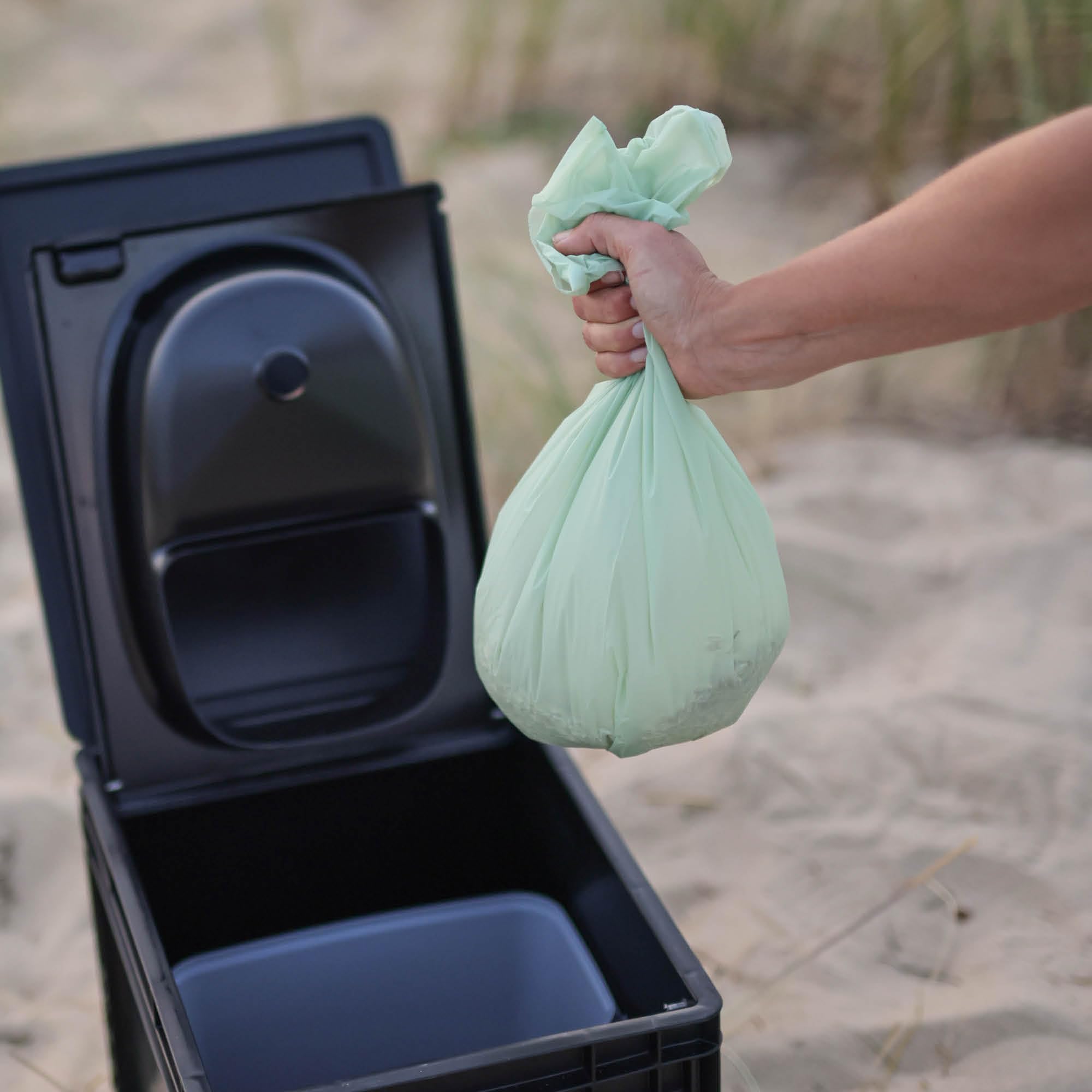 BOXIO - Refill Pack : 2X litière Chanvre, 3X Sacs Bio 10L – Accessoires pour Toilettes sèches, Compost ou séparation, sciure, Sacs Bio. Idéal pour Le Camping, Jardin ou en Voyage.