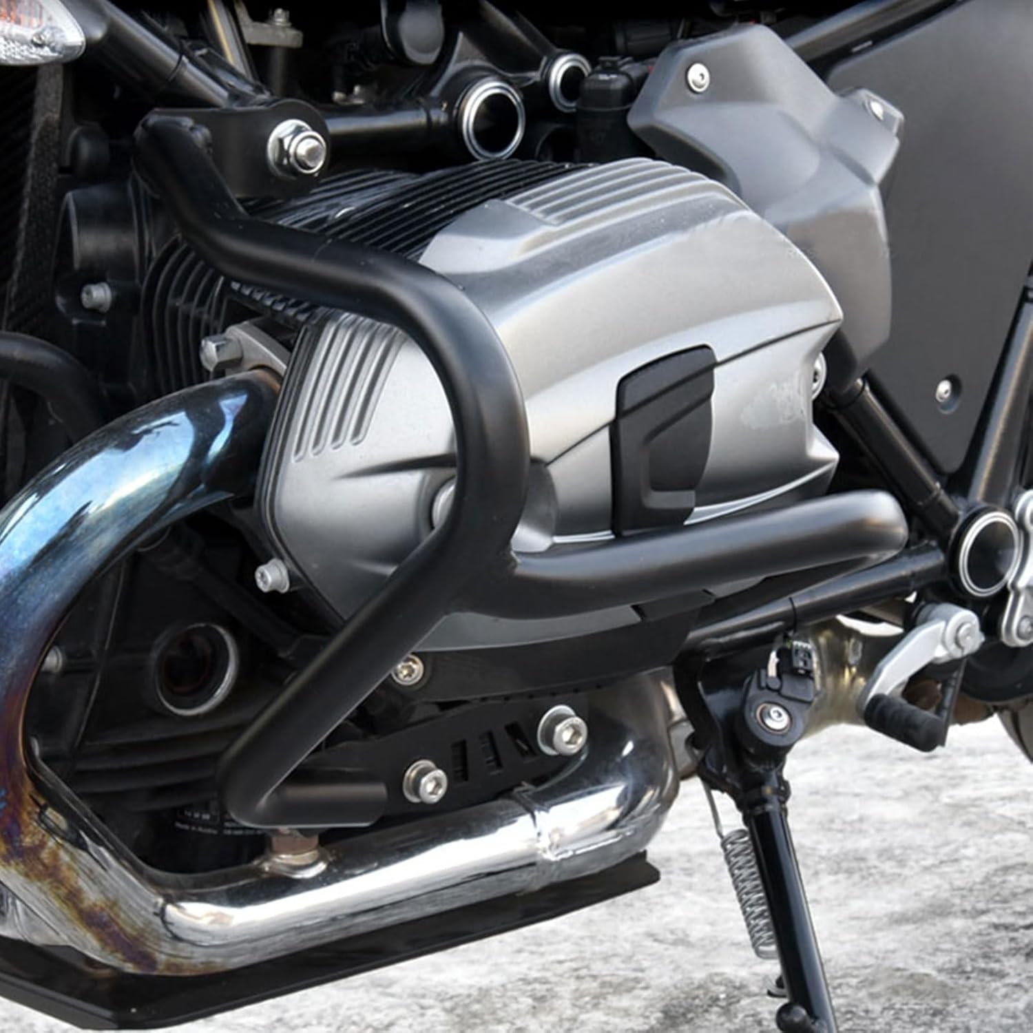 Highway Crash Tank Bars Bumper Compatible for RNineT Scrambler R9T Racer Pure Urban G S Scrambler 2014-2024 Motorcycle Engine Guard Stunt Cage Protectors