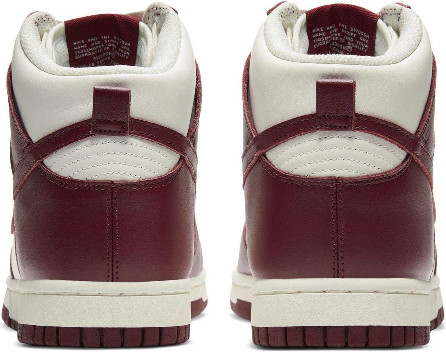 Nike Dunk High 赤/クリーム Nike】“St. John's”カラーのDunk High Retro “University Red”が