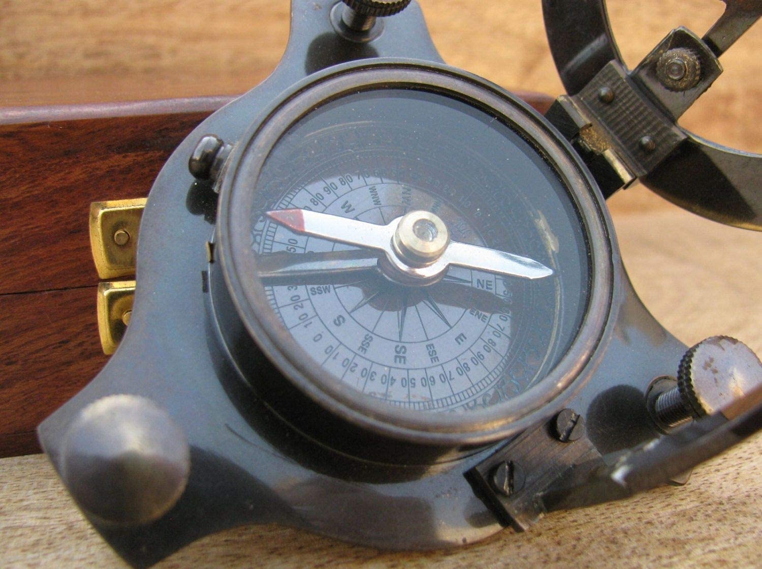 Handmade Brass Sundial Compass, Vintage Directional Magnetic Sundial with Wooden BoxHandmade Brass Sundial Compass Vintage Directional Magnetic Sundial Compass Marine Nautical Compass with Wooden Box-picture-18