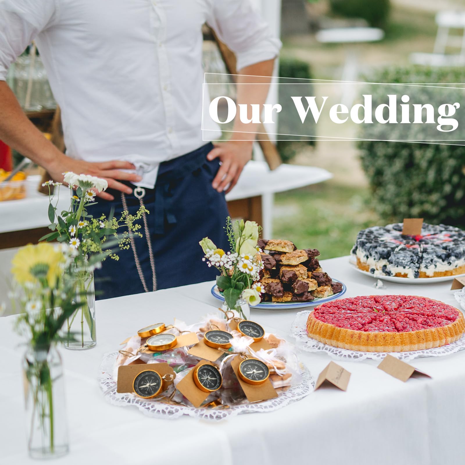 Lot de 100 mini boussoles de mariage pour invités - Décorations de fête sur le thème des voyages avec étiquettes en papier kraft et pochette à cordon pour anniversaire, mariage, décoration de Noël