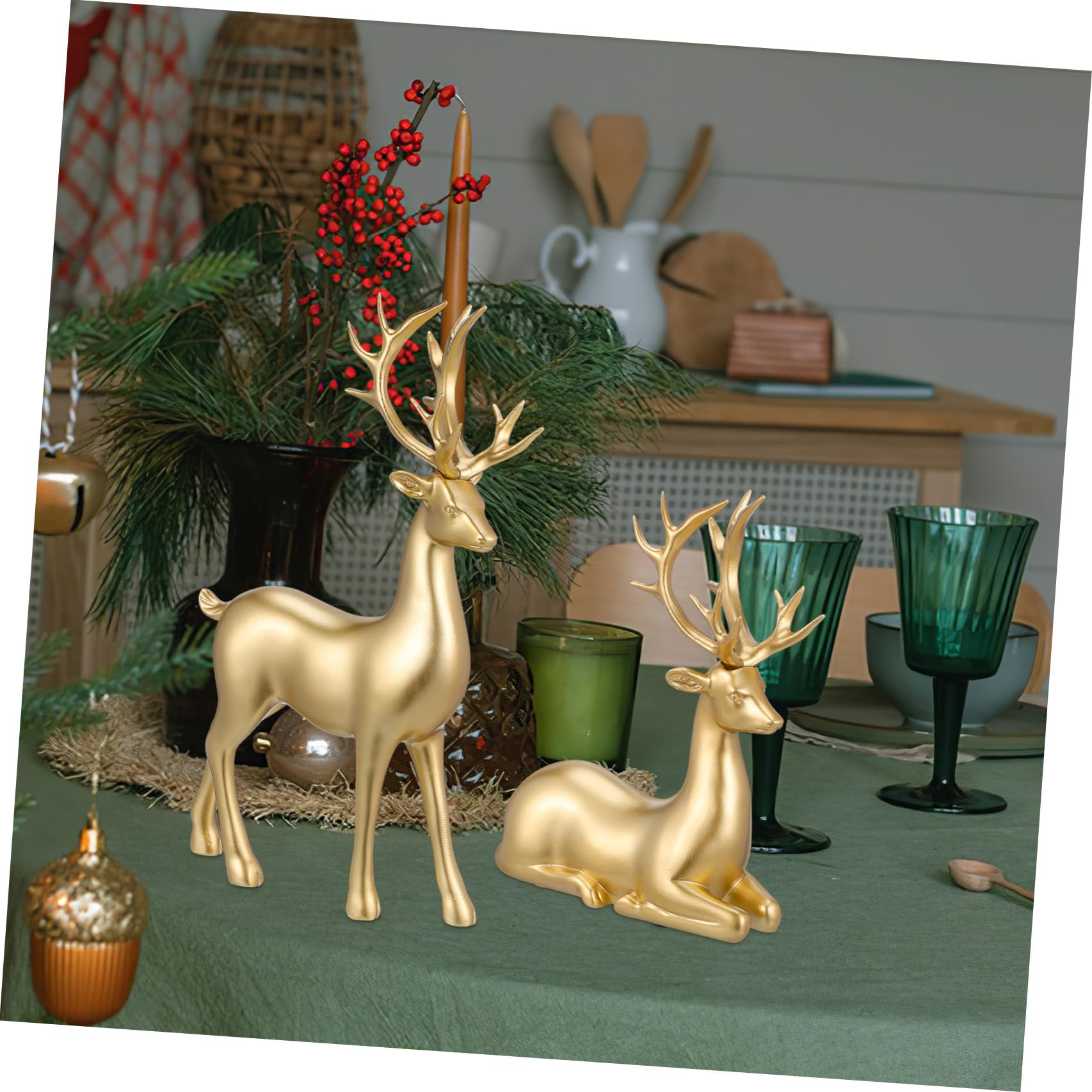 2 Stück Weihnachtliche Elchfigur aus Kunstharz in Gold Leichte und Einfache Tischdekoration für Festliche Schreibtisch und Wohnraumgestaltung