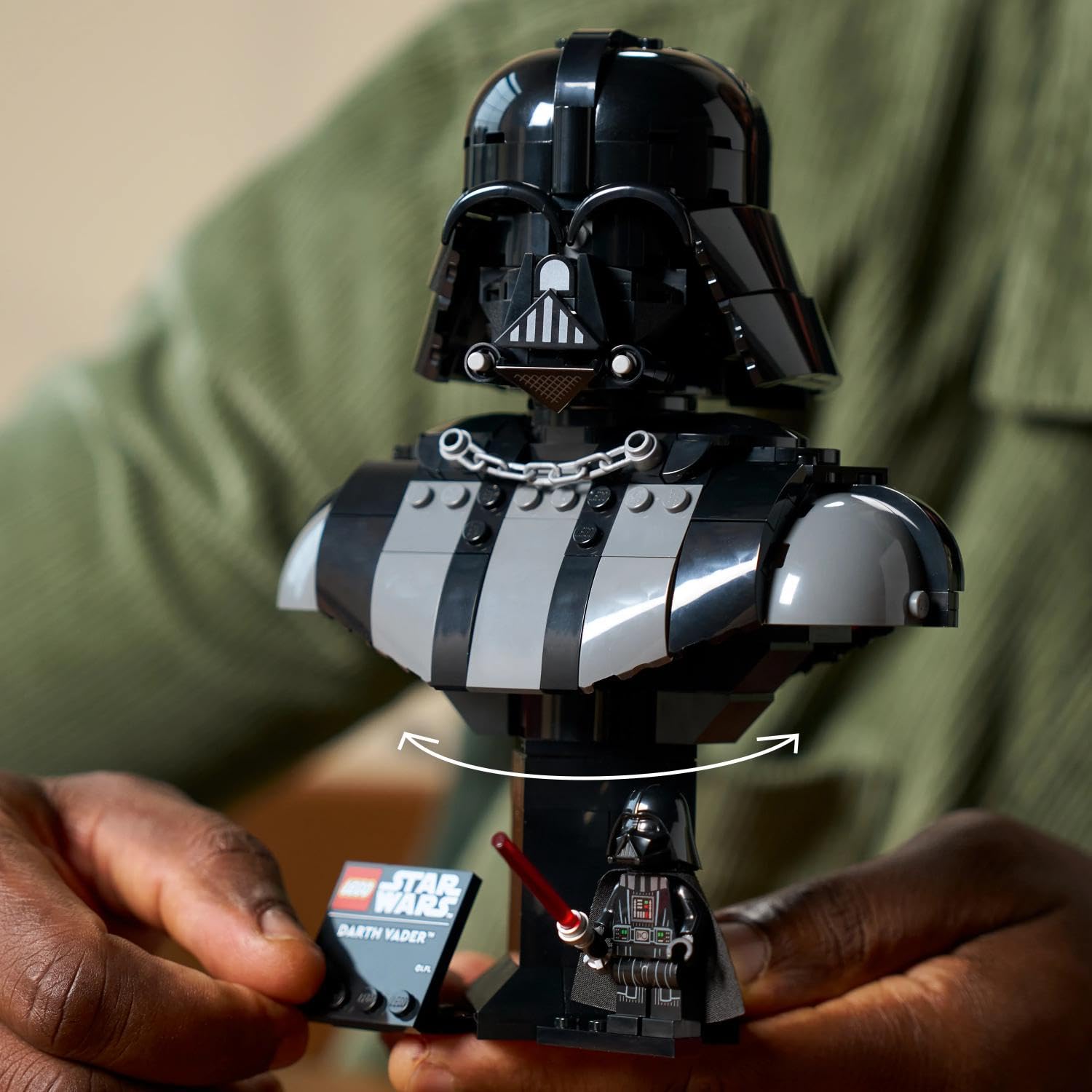 LEGO Star Wars 75439 Darth Vader Büste - Modellbau für Erwachsene - inkl. sammelbarer Minifigur mit rotem Lichtschwert - Geschenkidee für Fans von Eine Neue Hoffnung